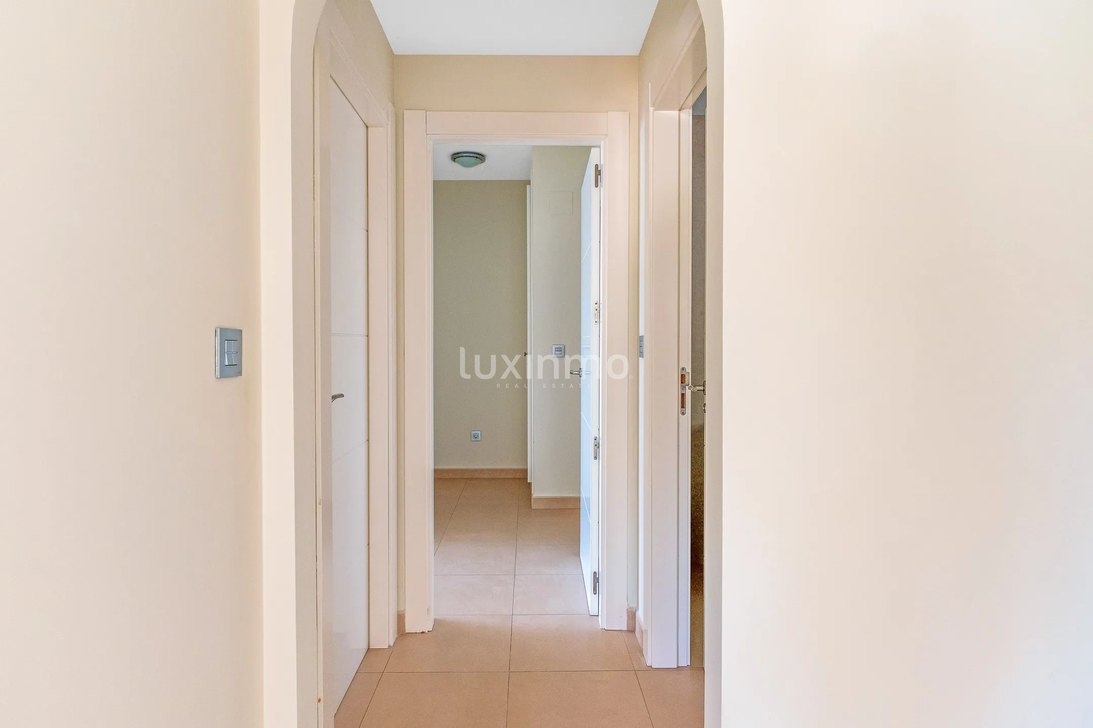 Toppleilighet med imponerende sjøutsikt til salgs i Mascarat — photo 8