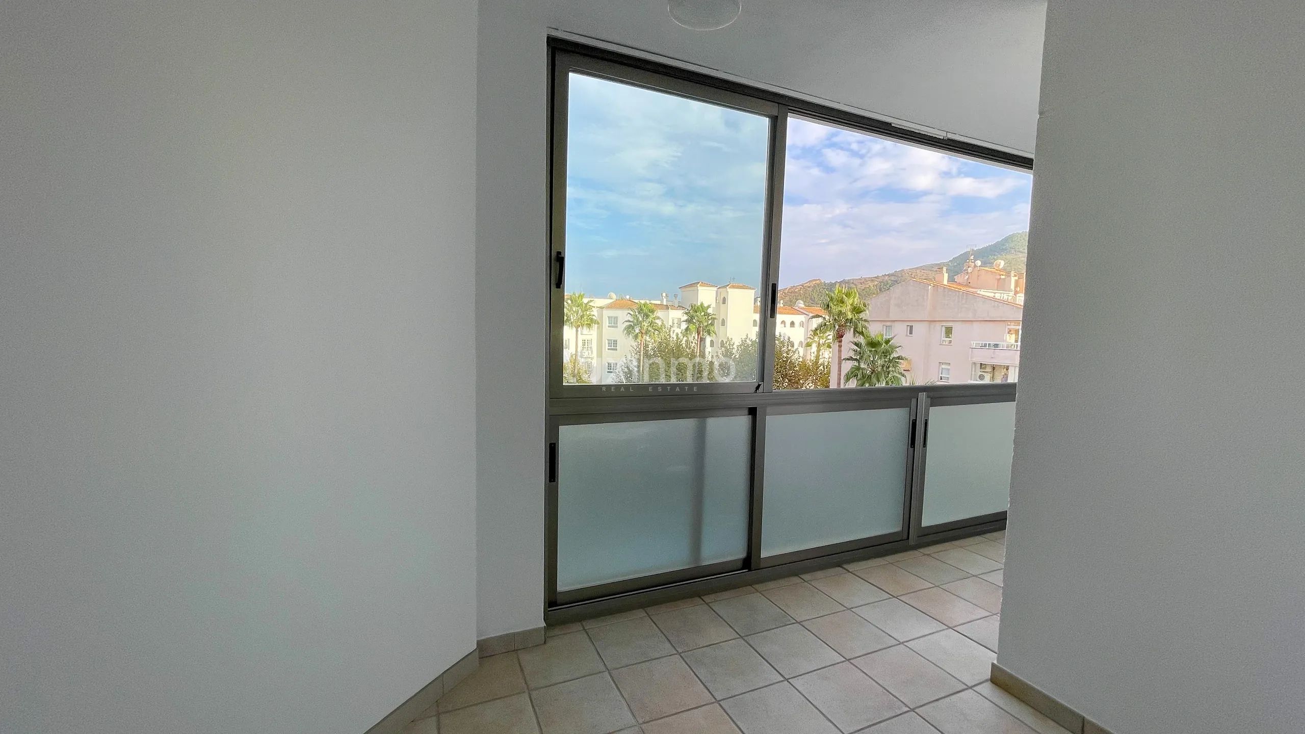 Flat for annual rent in the centre of Albir — photo 11