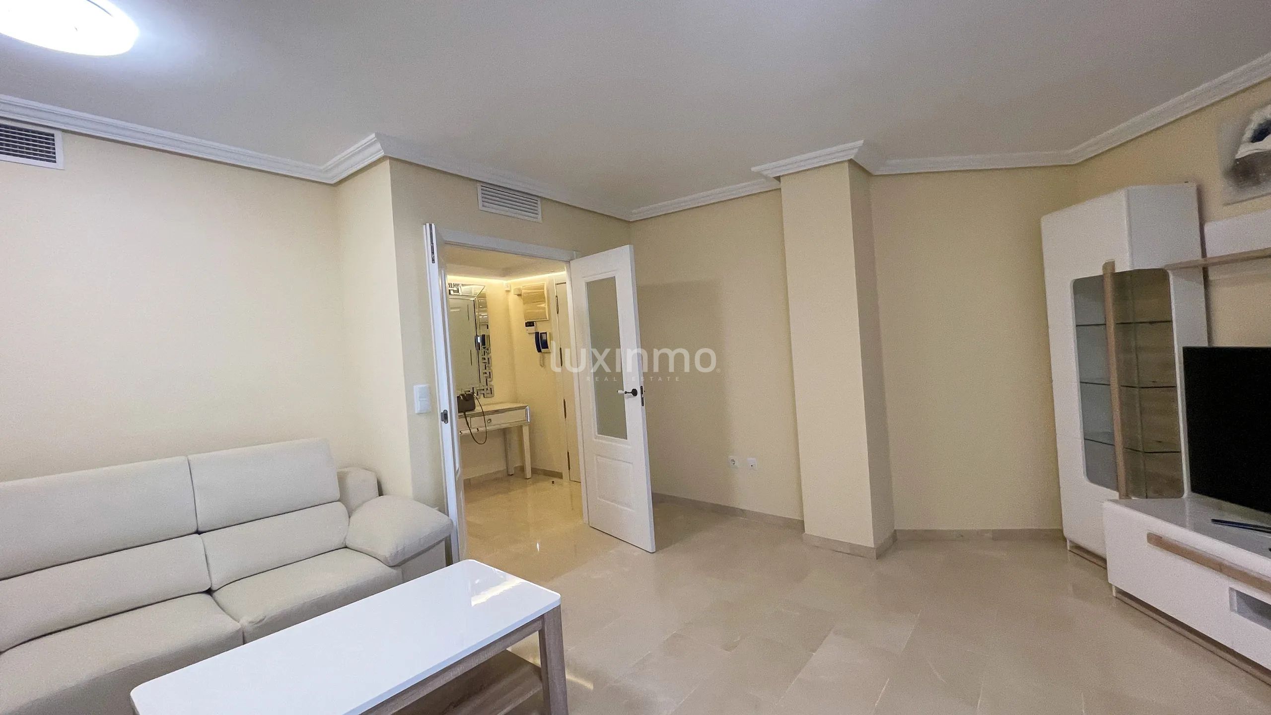 Flat for annual rent in the centre of Albir — photo 9
