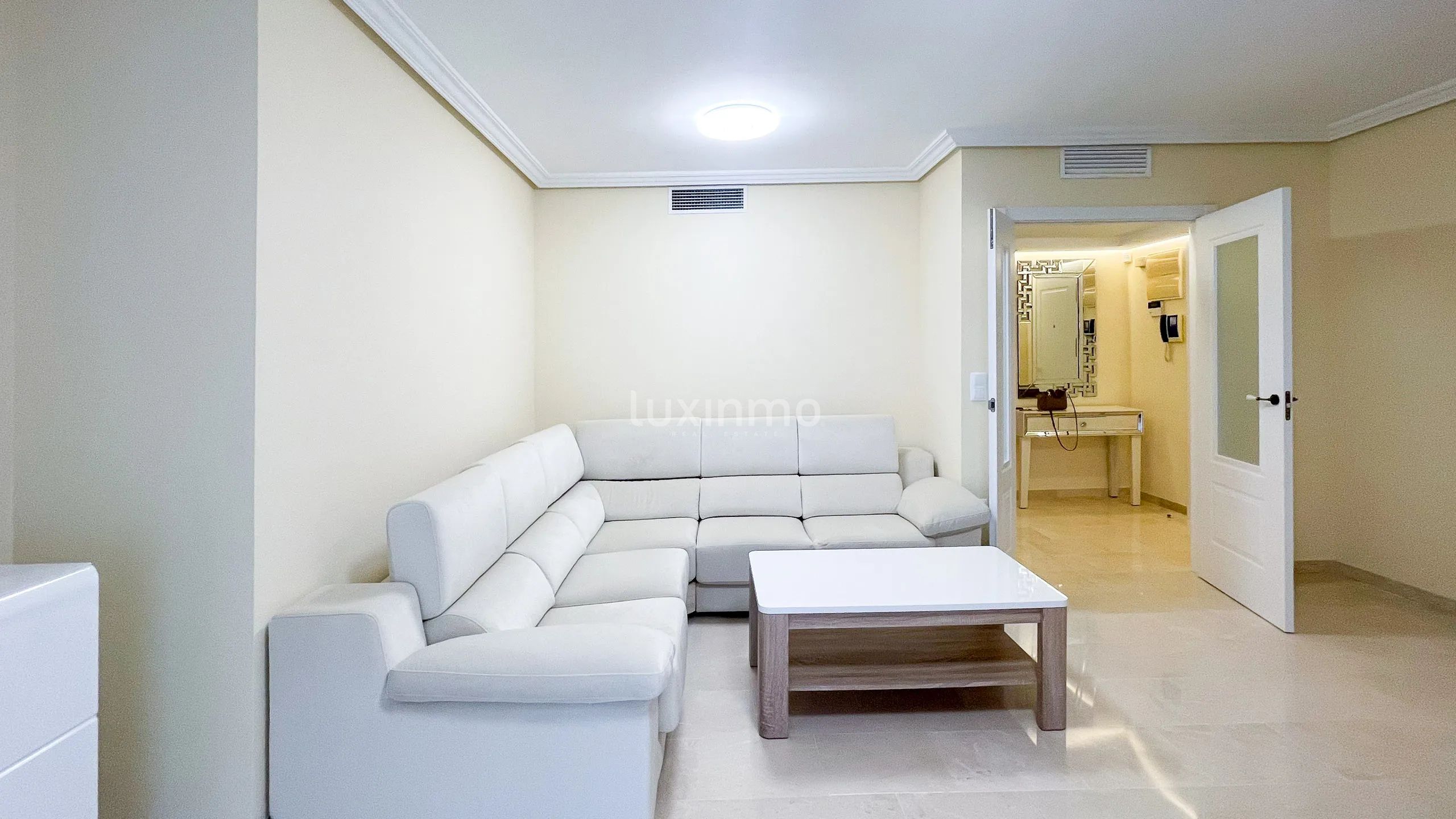 Flat for annual rent in the centre of Albir — photo 8