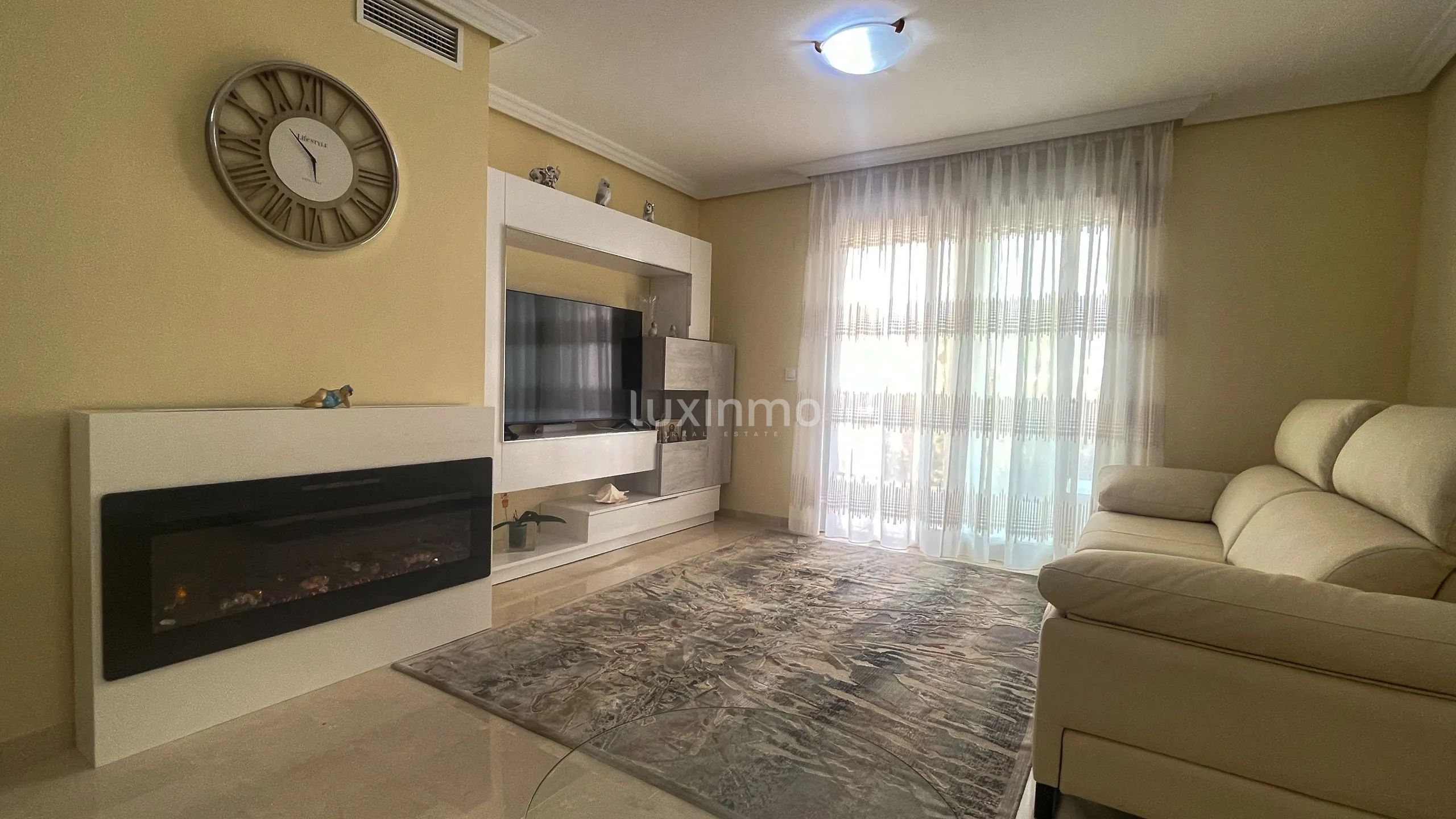Impresionante Apartamento Remodelado de 2 Dormitorios en El Albir — photo 5