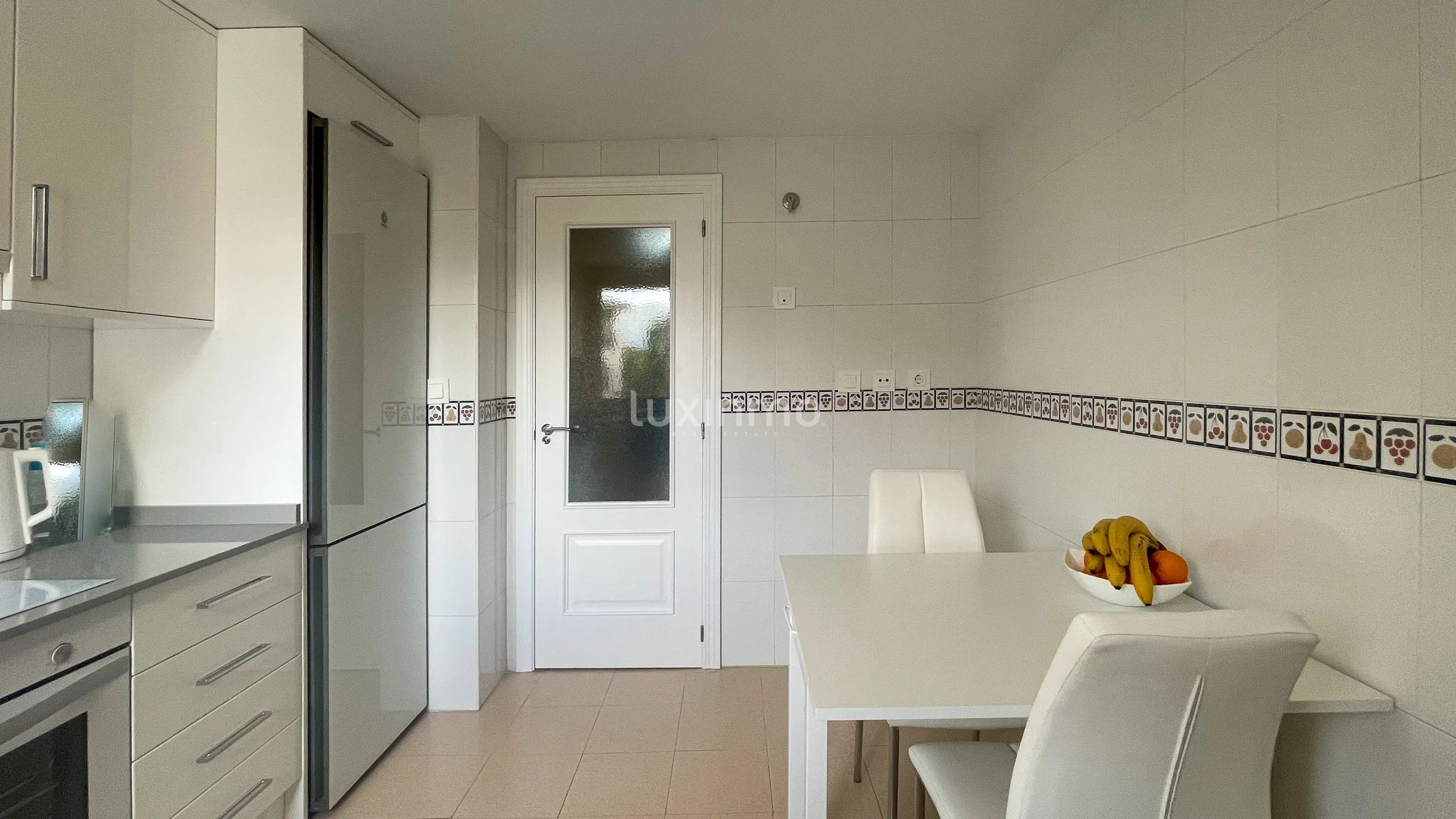 Impresionante Apartamento Remodelado de 2 Dormitorios en El Albir — photo 24