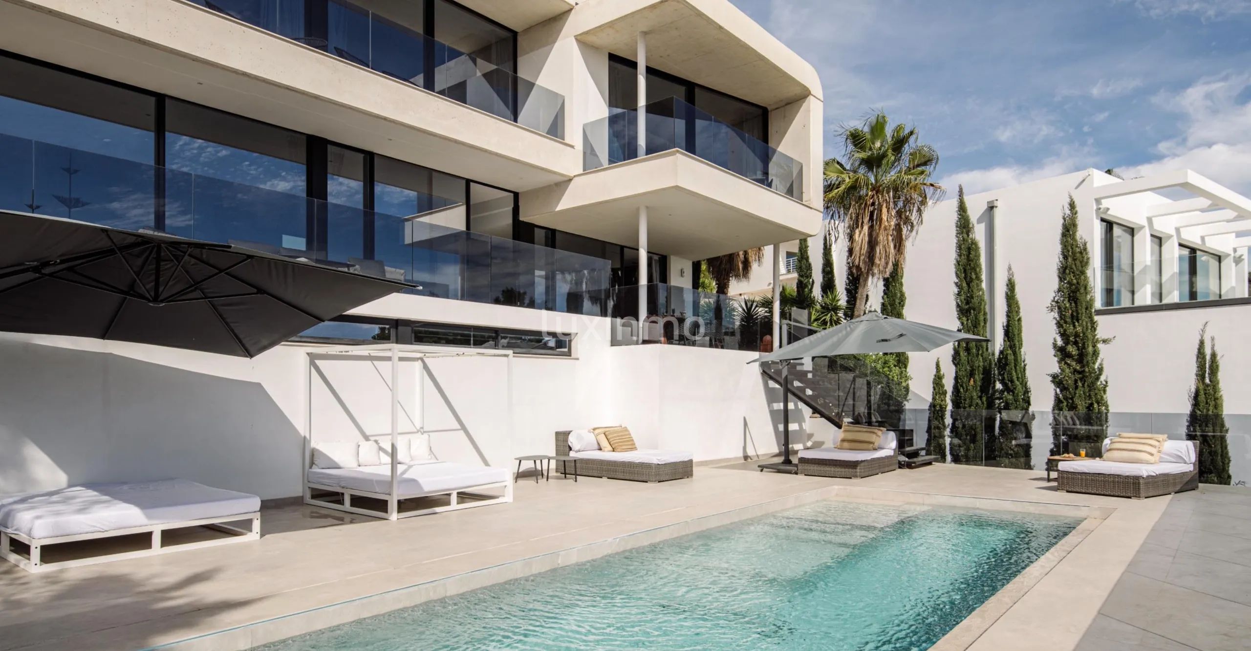 Lujosa villa con vistas al mar en Can Furnet, Ibiza — photo 2