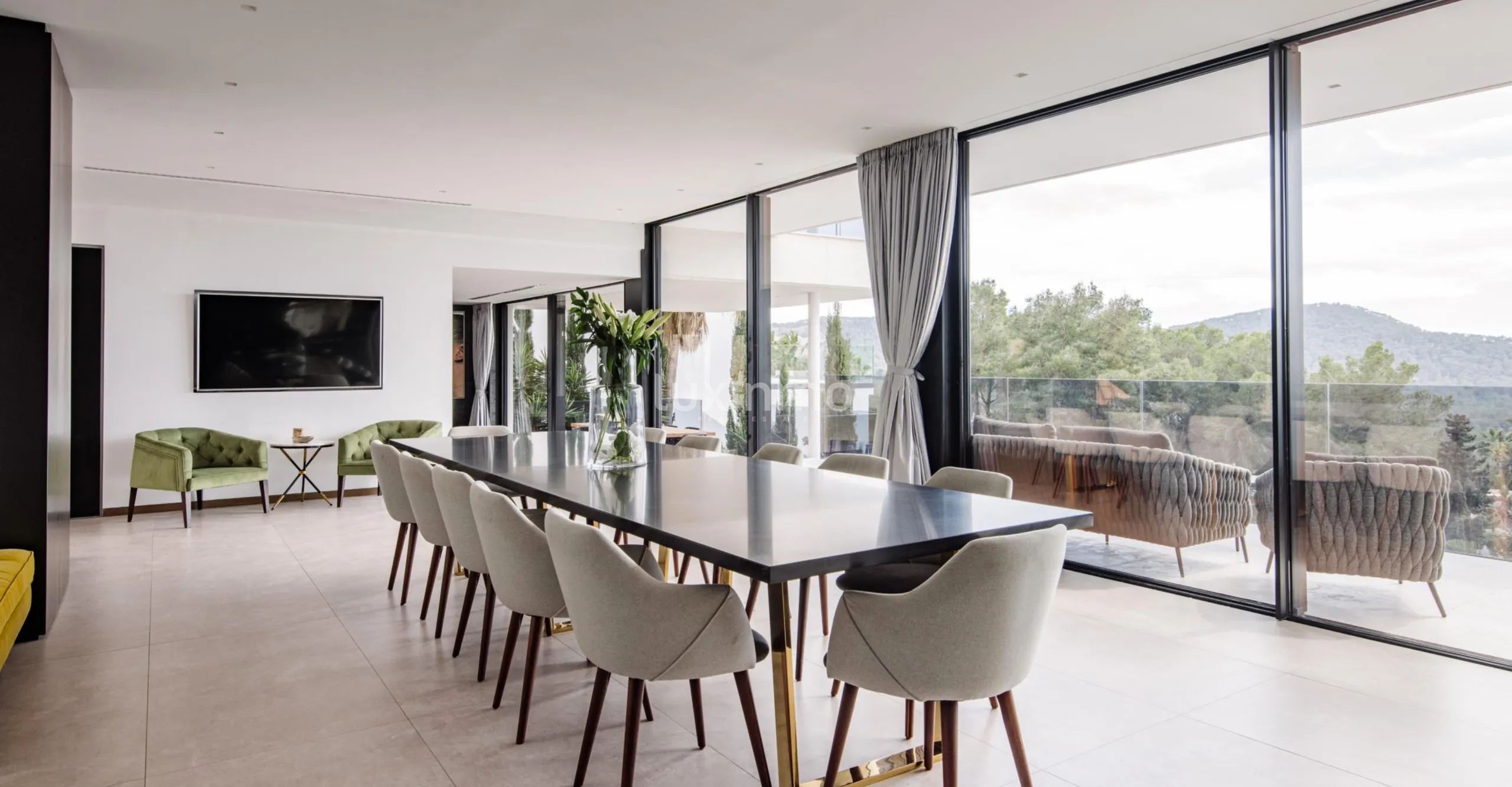 Lujosa villa con vistas al mar en Can Furnet, Ibiza — photo 7