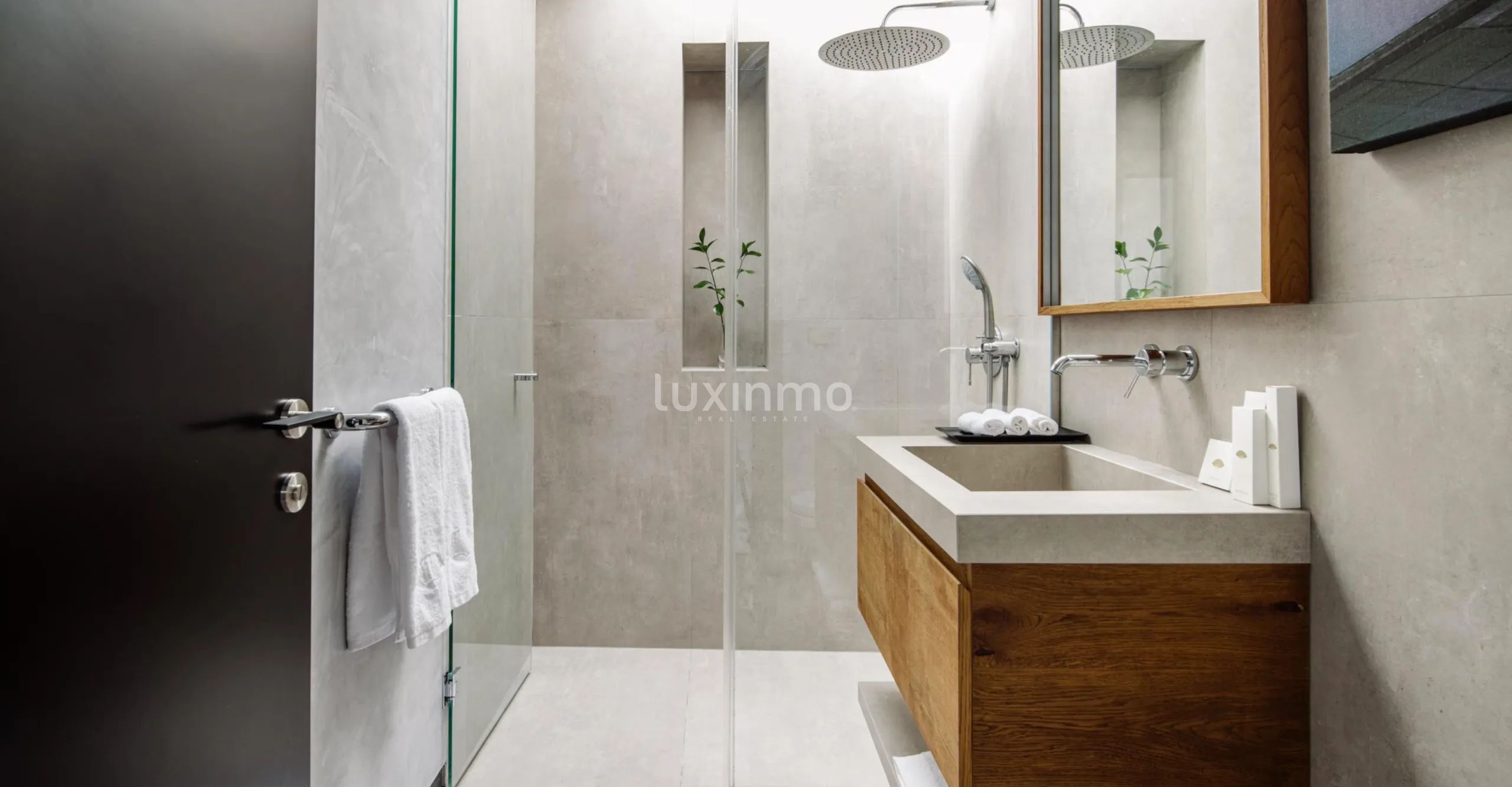 Lujosa villa con vistas al mar en Can Furnet, Ibiza — photo 14