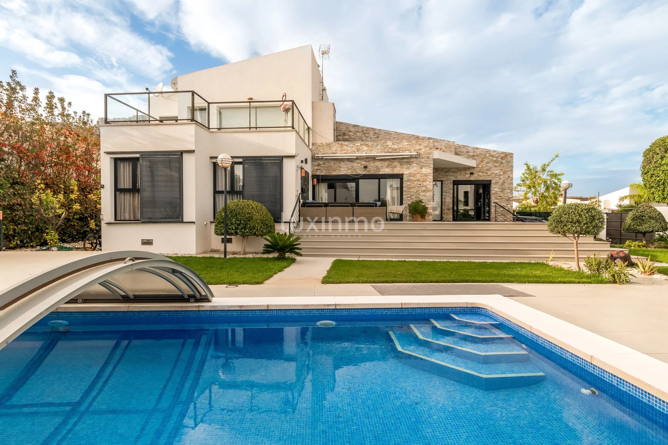 Impressive modern detached house in Polop