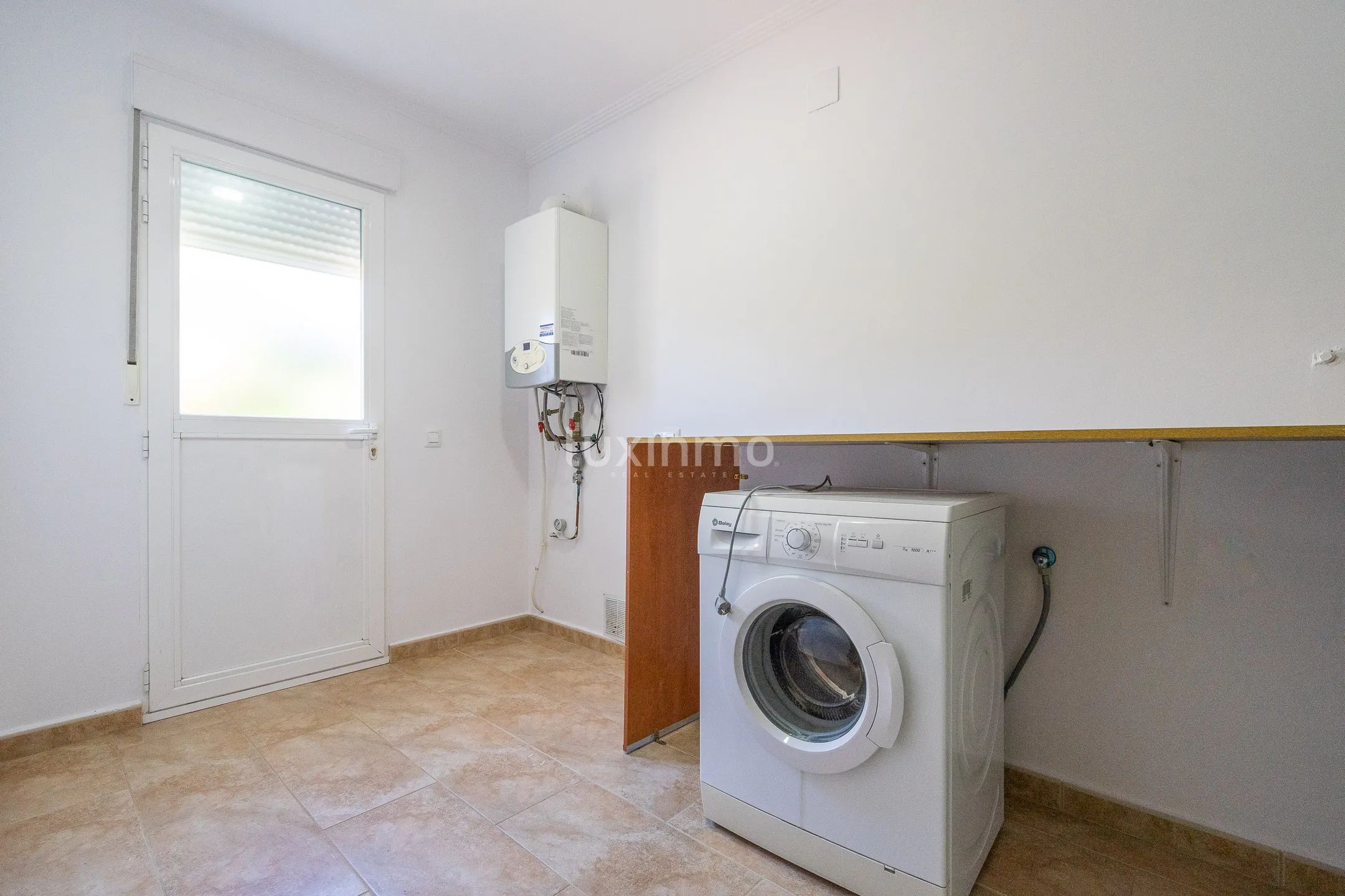 For rent villa with pool and mountain views in Javea — photo 26