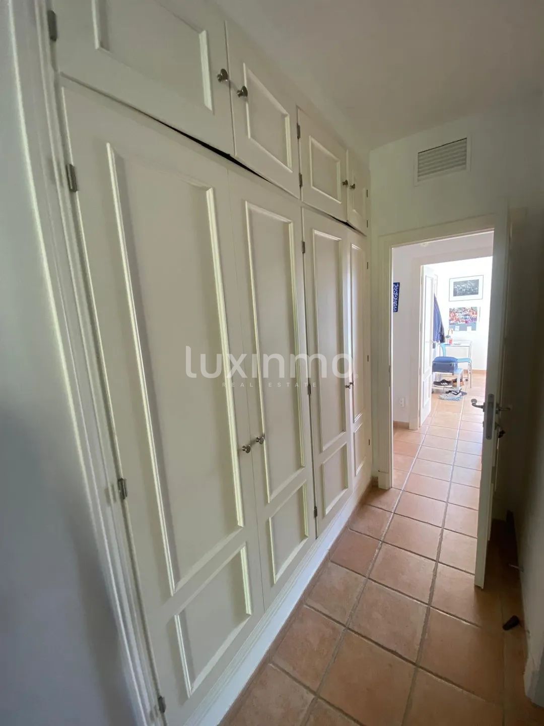 Prachtig appartement aan het strand met uitzicht op zee in Santa Eulària des Riu — photo 16