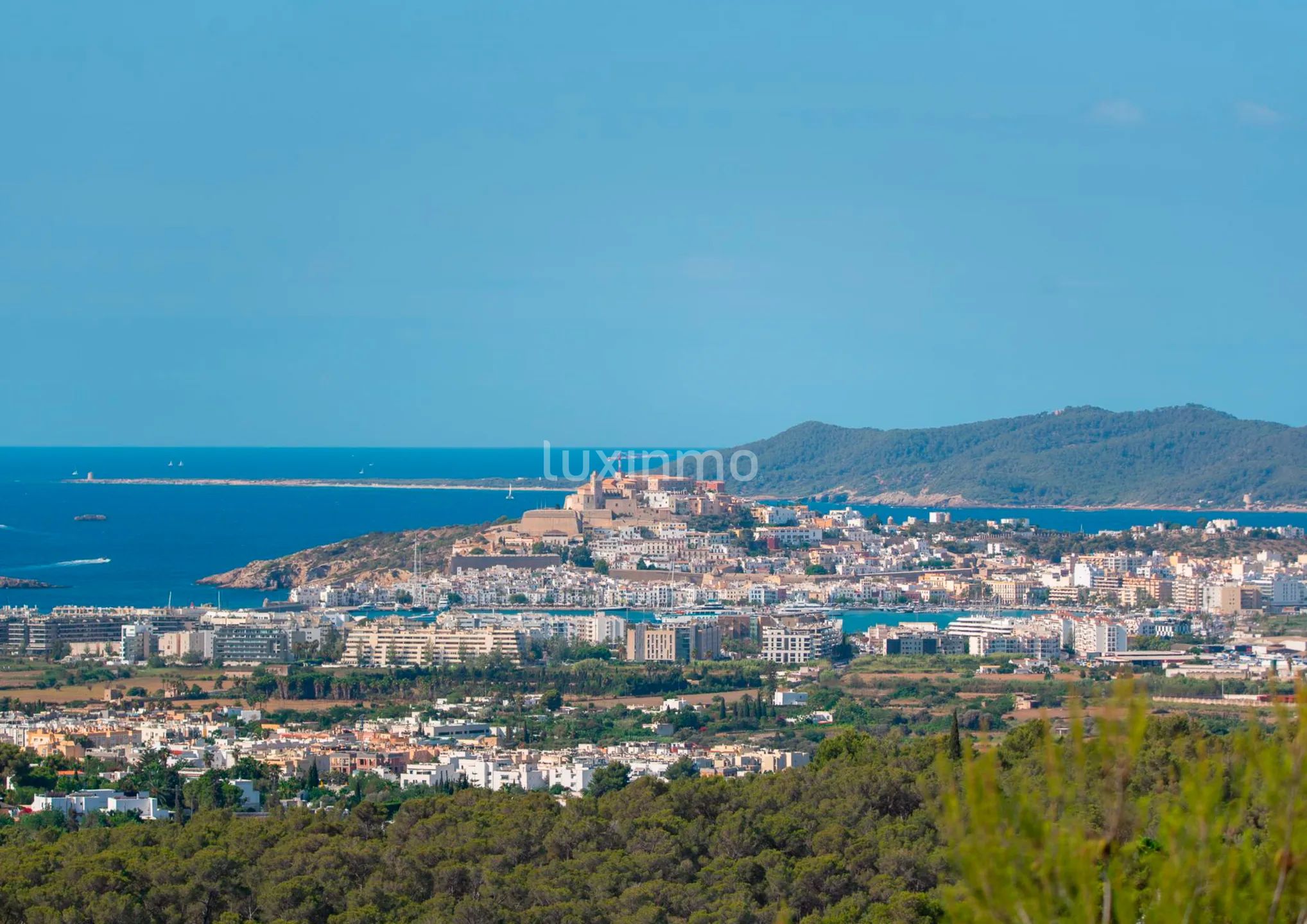 Villa moderne avec vue sur la mer et licence touristique à Can Furnet, Santa Eularia, Ibiza — photo 3