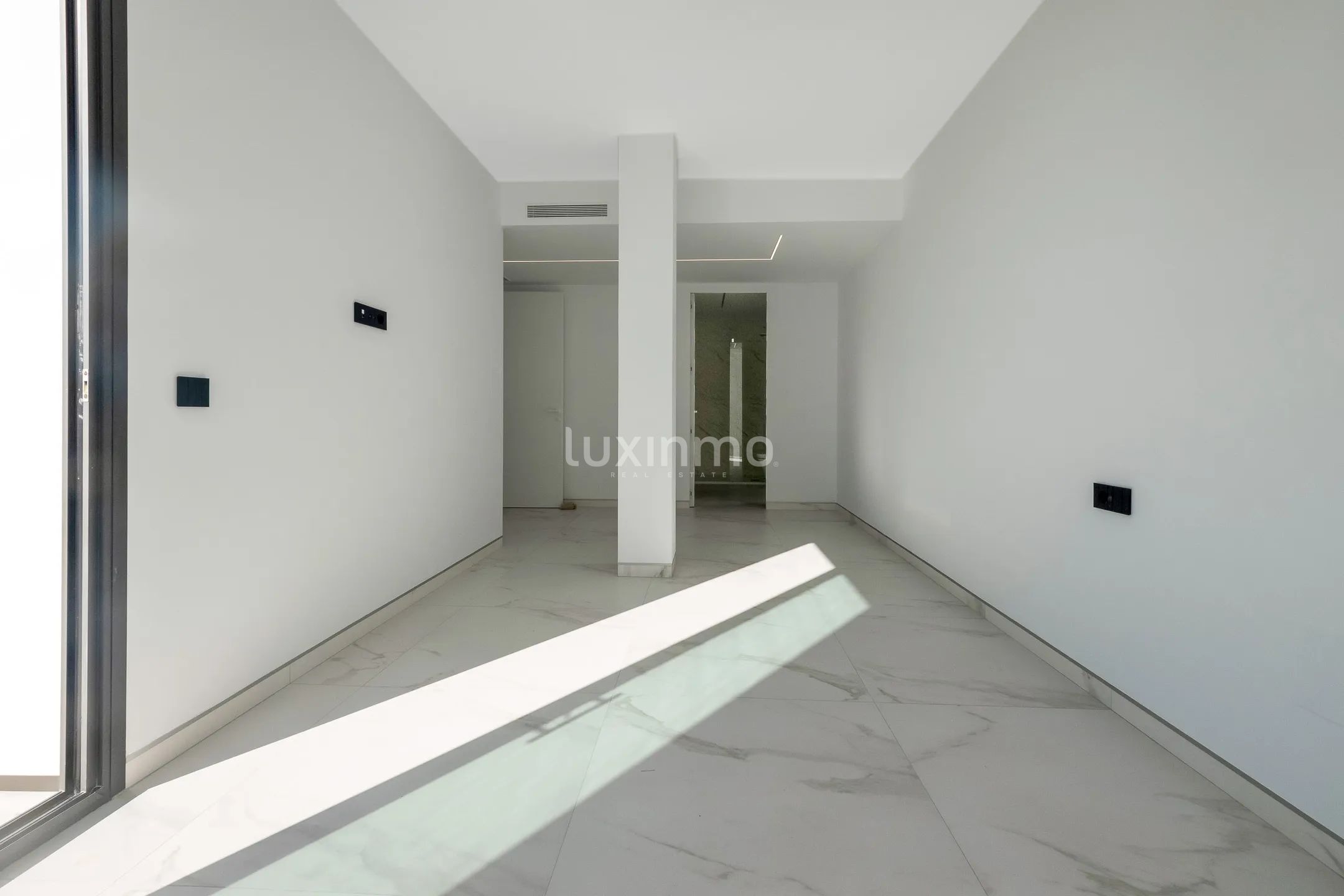 Nydelig villa med havutsikt til salgs i Altea Hills — photo 17