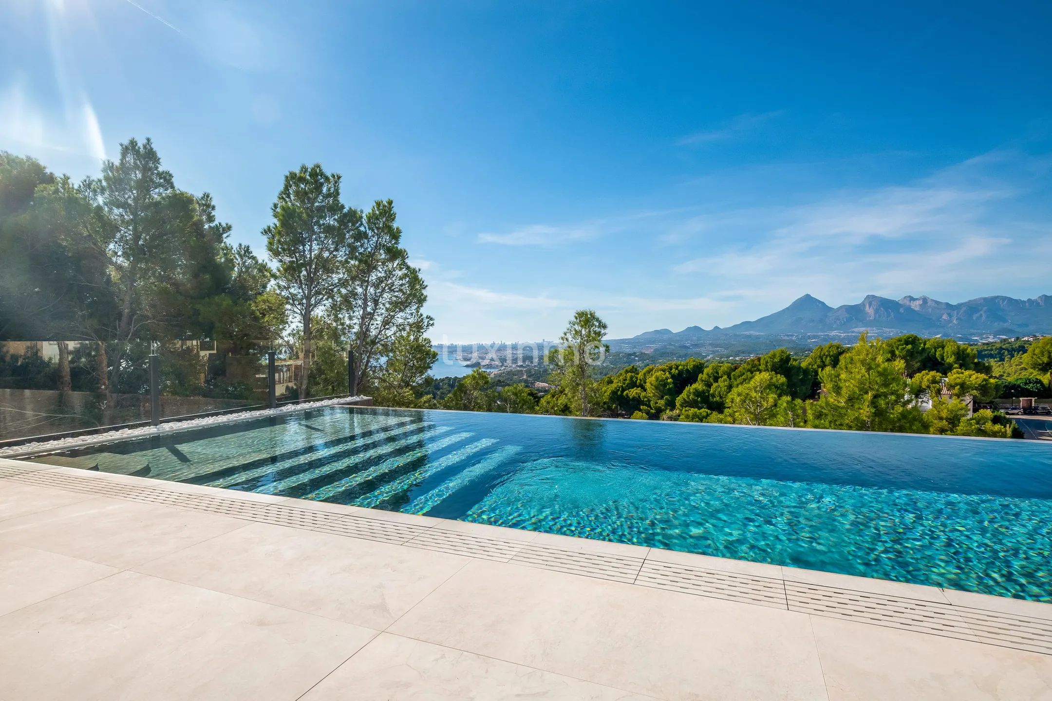 Nydelig villa med havutsikt til salgs i Altea Hills — photo 27