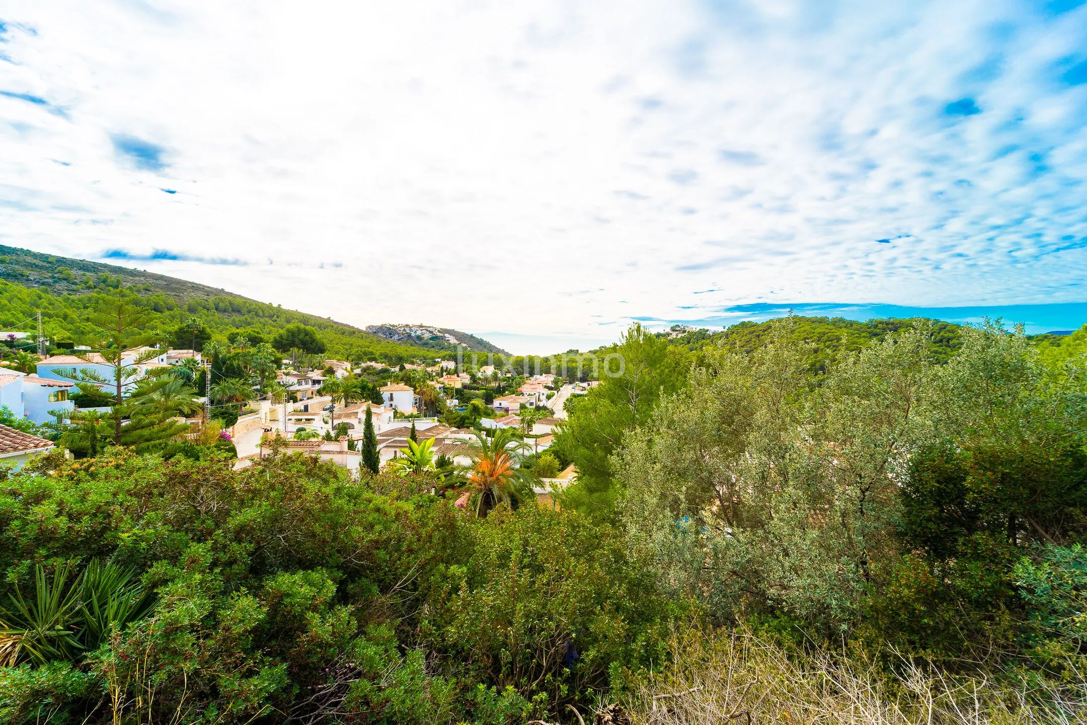 Fantastisk byggbar tomt i Moraira med fjell- og havutsikt — photo 3