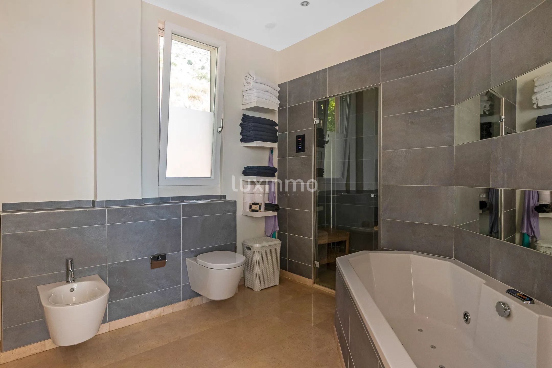 Stunning villa with breathtaking panoramic views of sea & mountain — photo 24