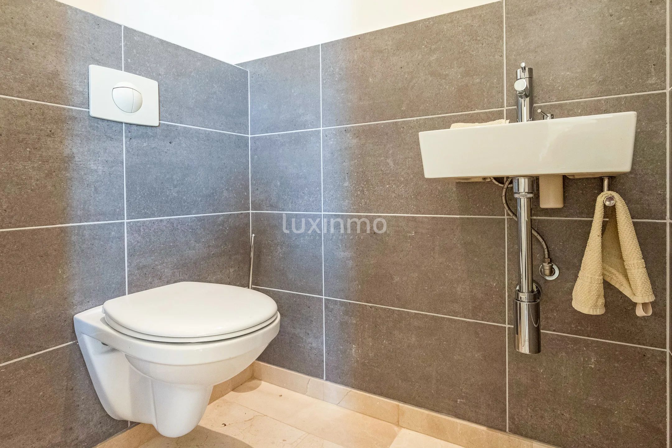 Stunning villa with breathtaking panoramic views of sea & mountain — photo 32