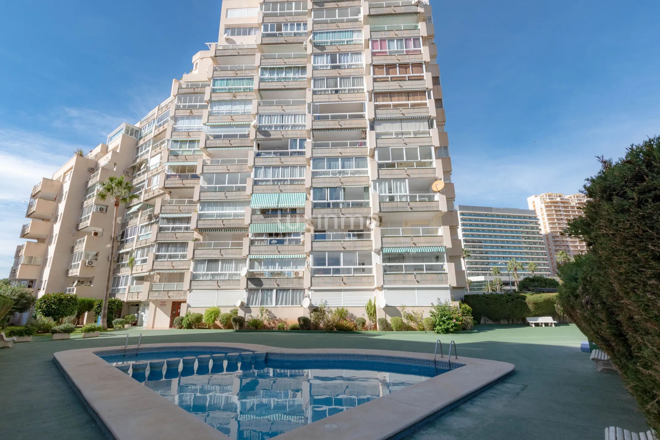 Penthouse for sale with sea views in Calpe — photo 1