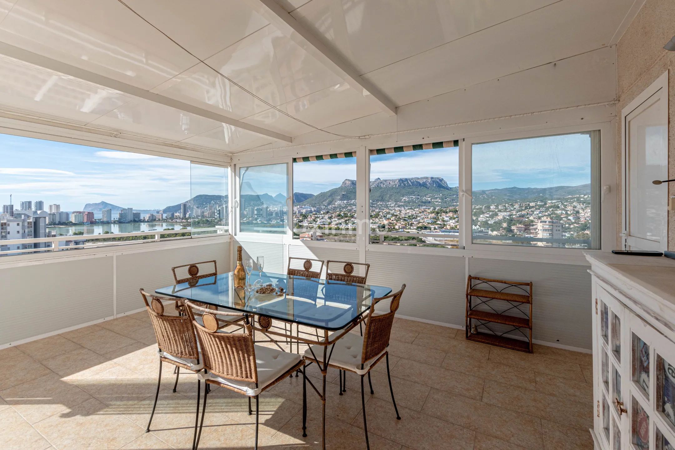 Penthouse for sale with sea views in Calpe — photo 5