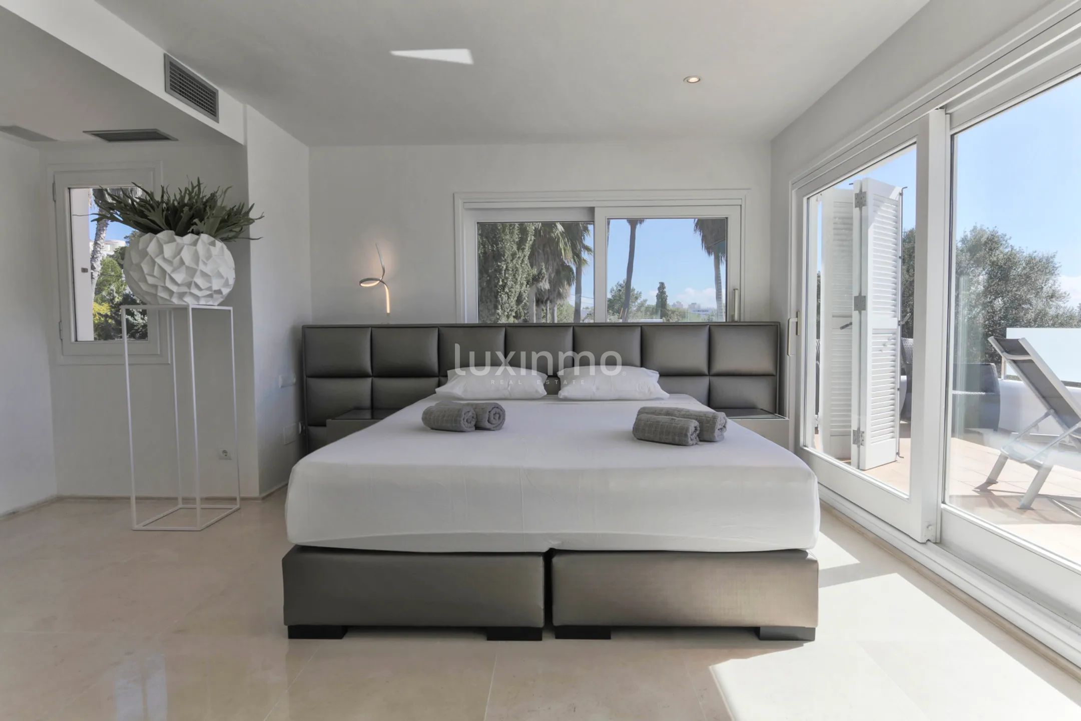 Lujosa Casa Independiente con Licencia Turística, en Jesús, Cap Martinet — photo 23