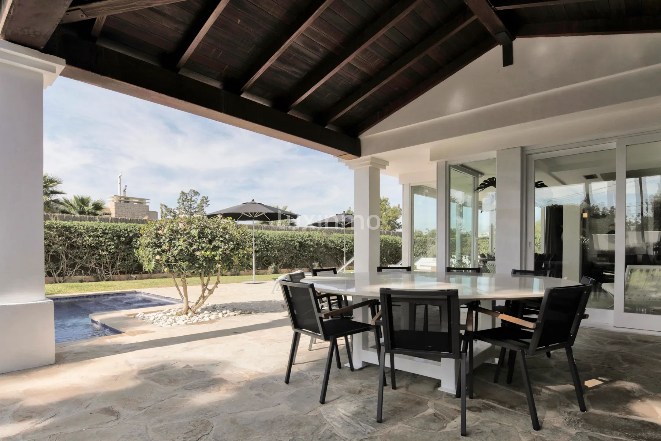 Luxurious Detached House with Touristic License, in Cap Martinet — photo 4