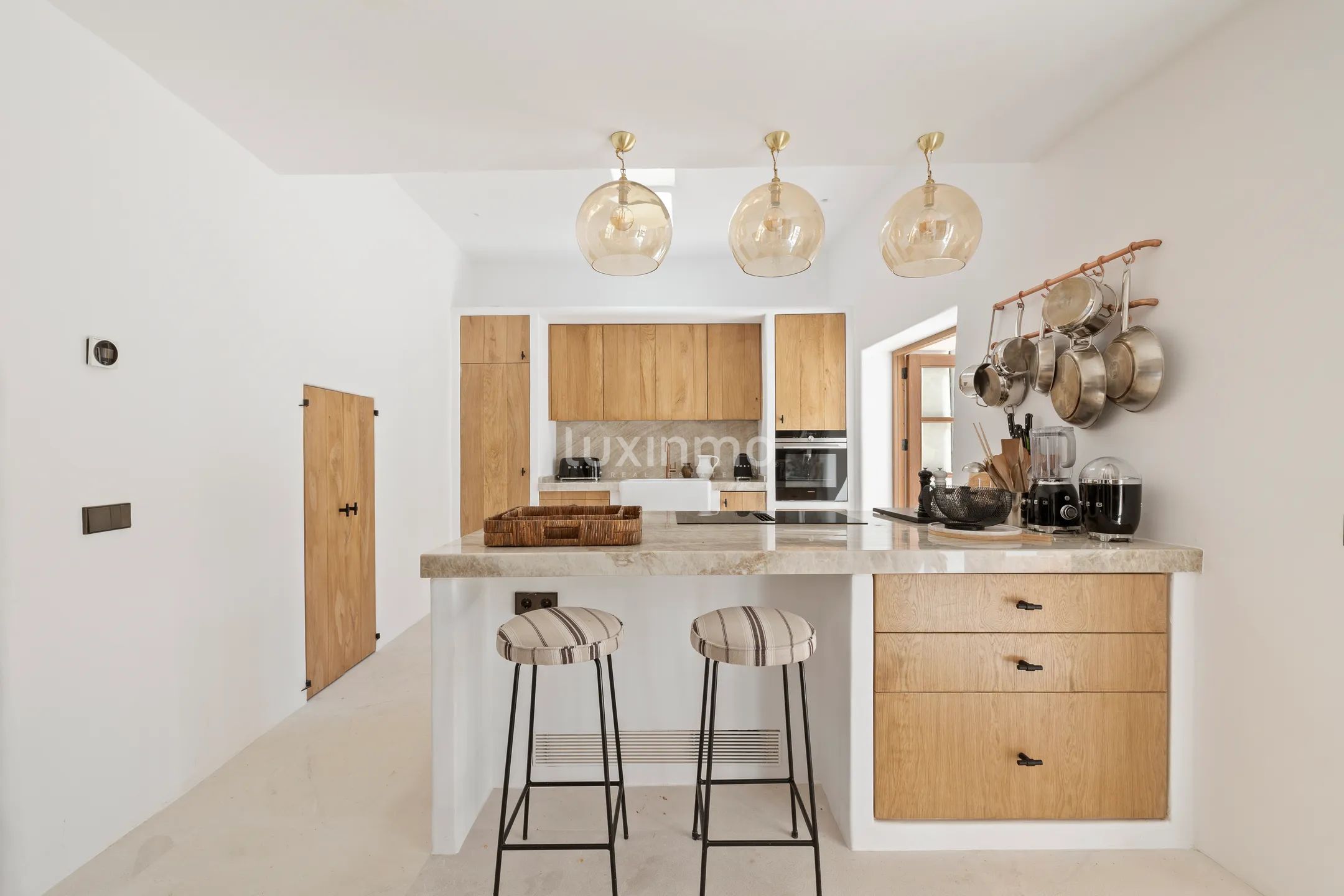 A contemporary retreat surrounded by the tranquil nature of San José — photo 27