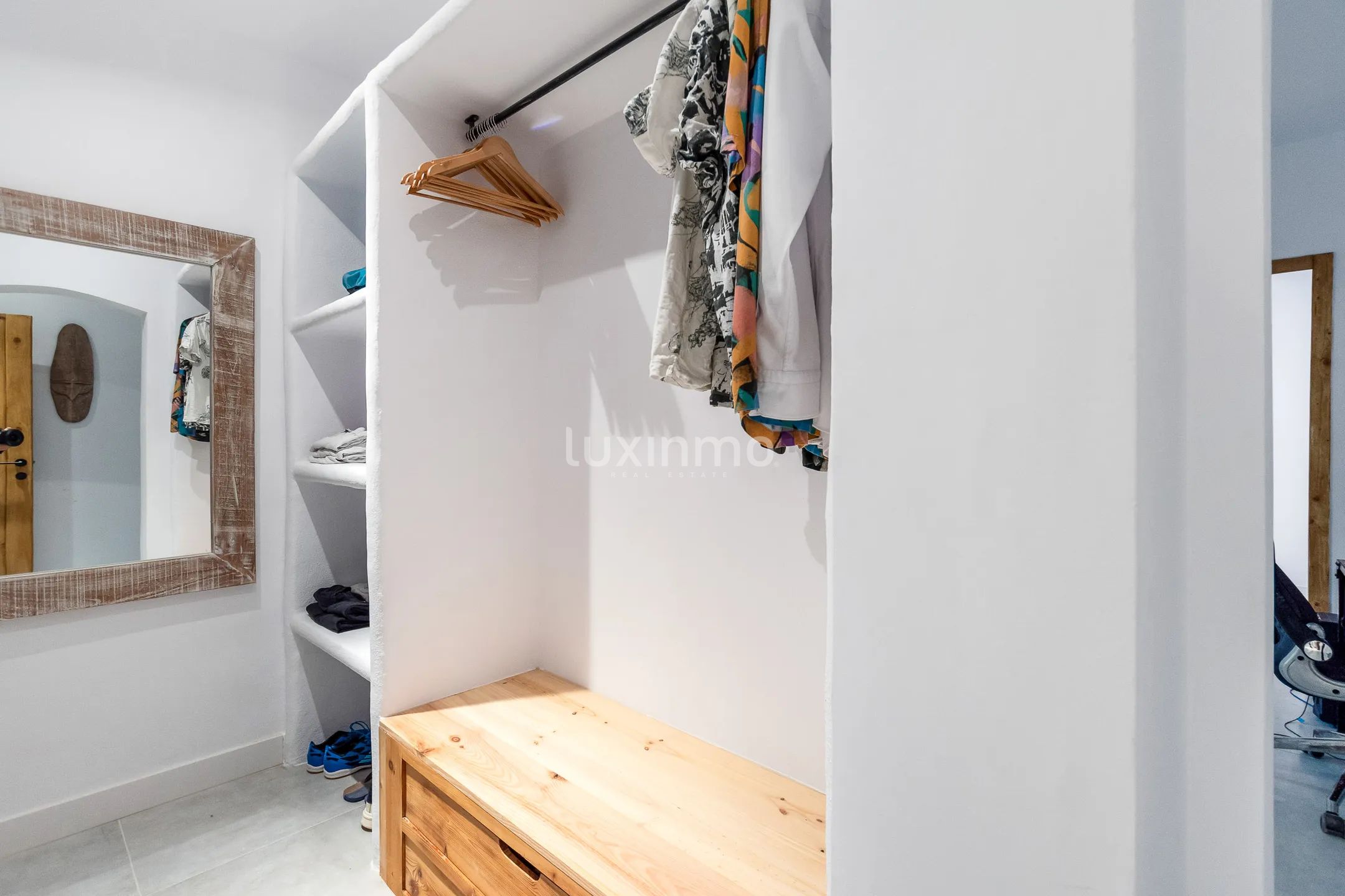 Вилла с частным бассейном и видом на горы в Хавии — photo 24