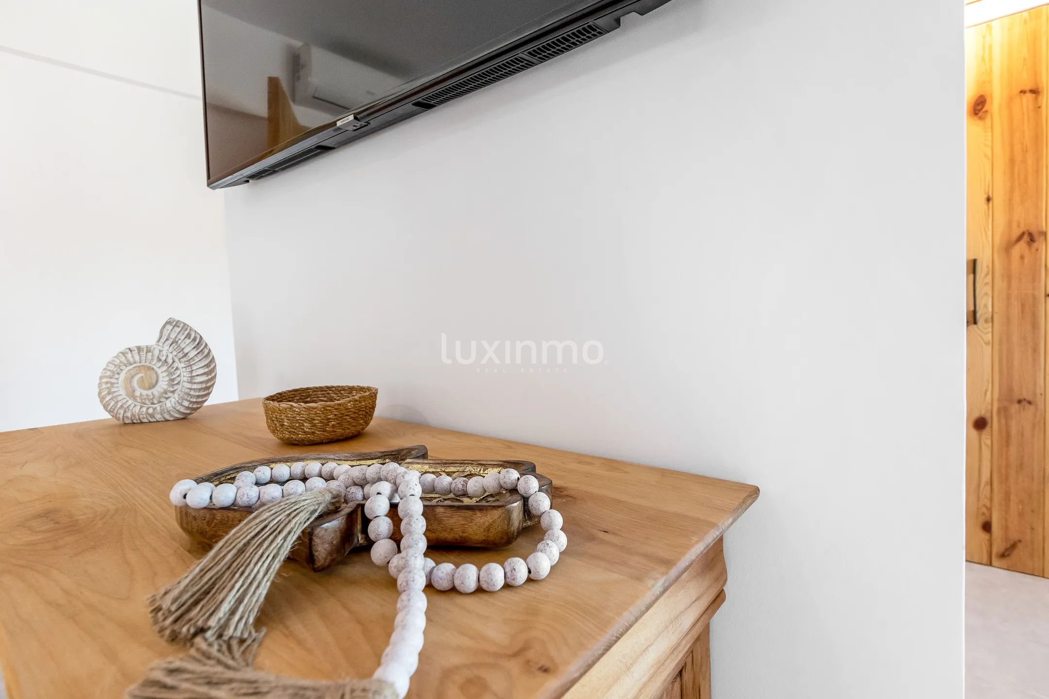 Вилла с частным бассейном и видом на горы в Хавии — photo 48