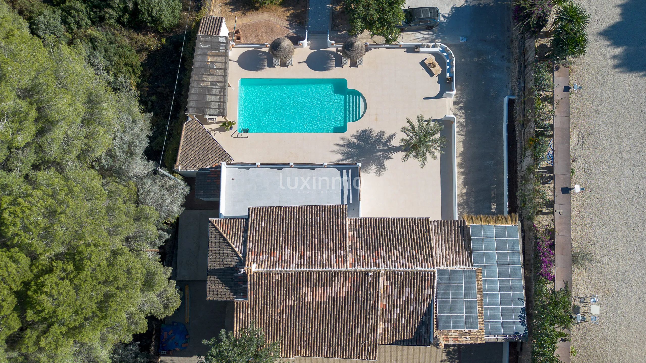 Вилла с частным бассейном и видом на горы в Хавии — photo 64