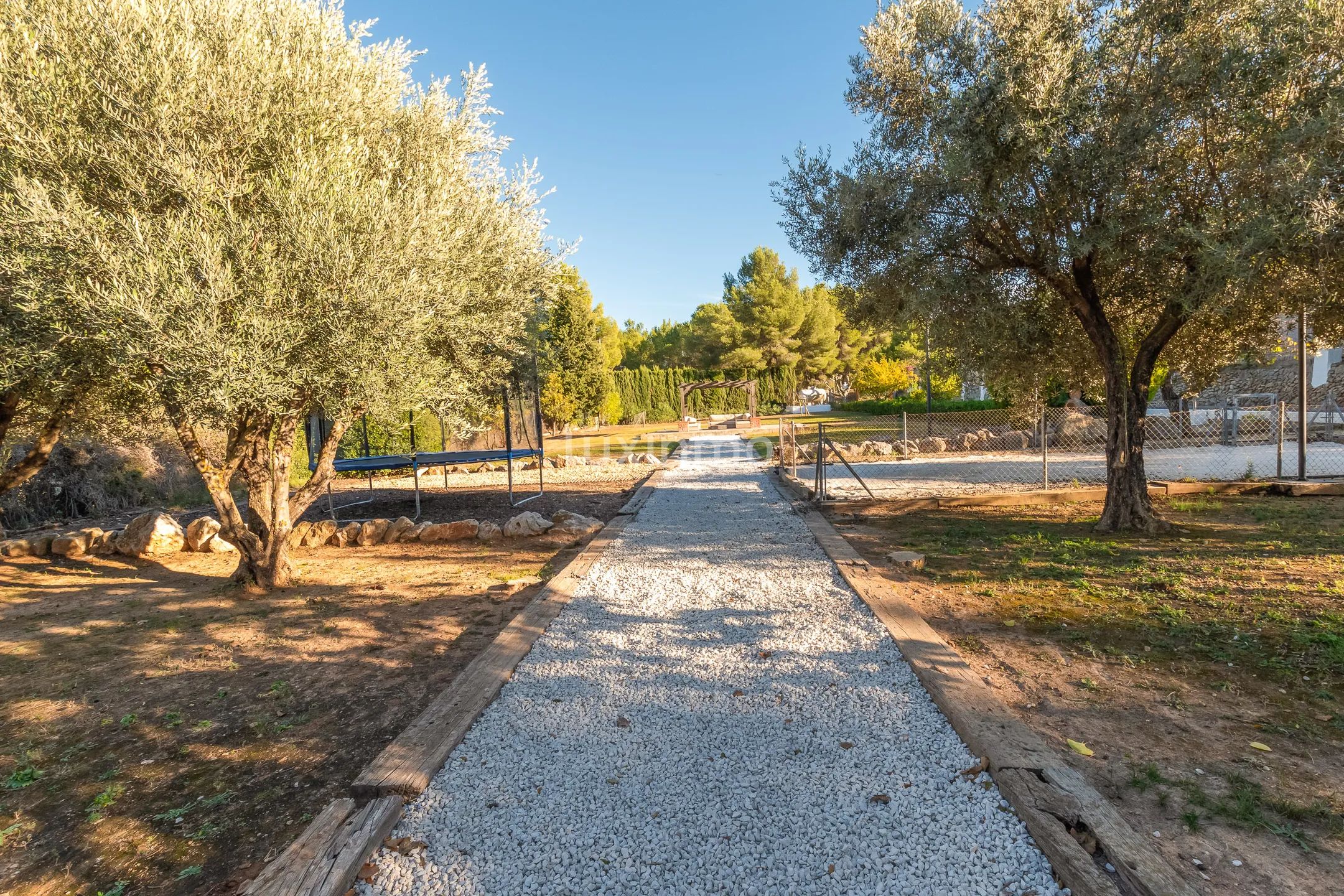 Вилла с частным бассейном и видом на горы в Хавии — photo 62