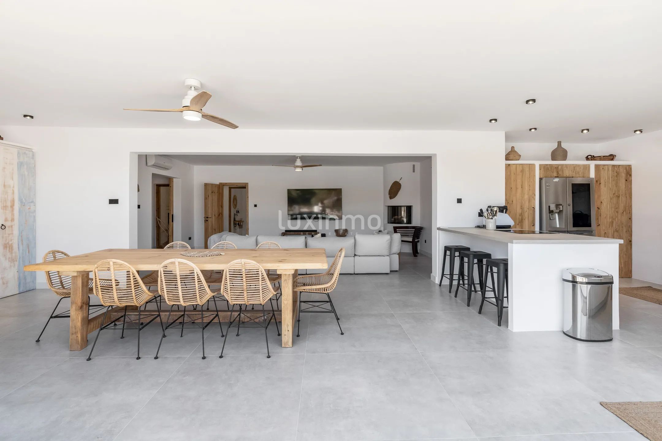 Вилла с частным бассейном и видом на горы в Хавии — photo 8