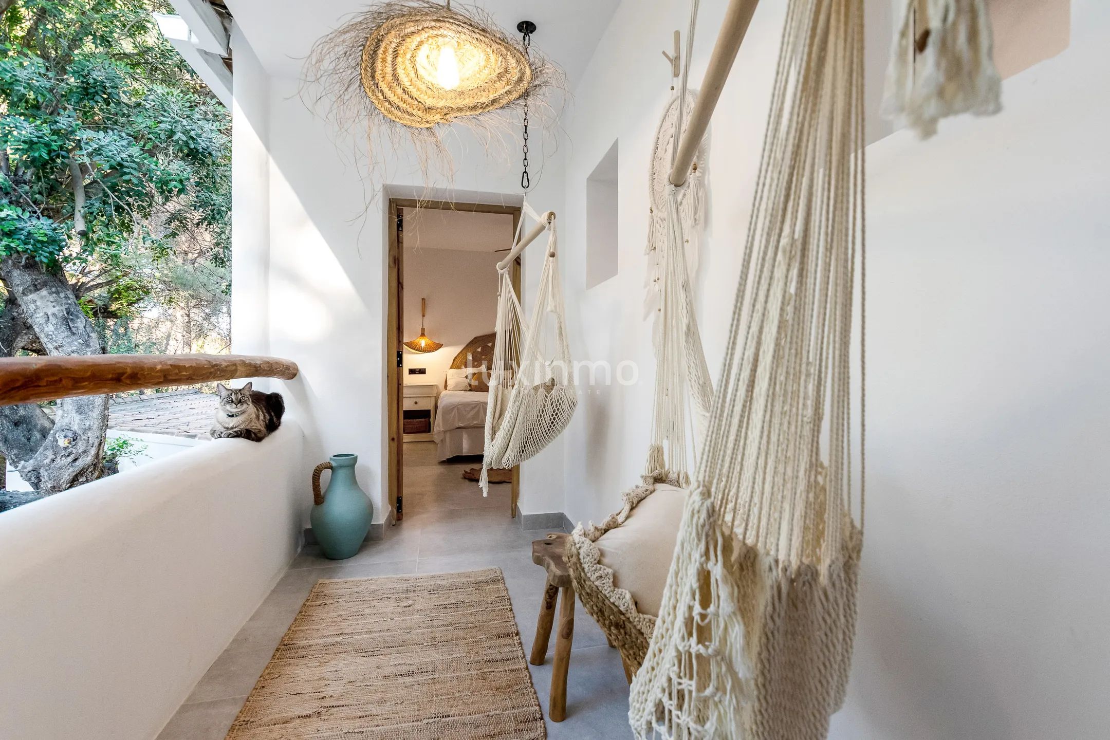 Вилла с частным бассейном и видом на горы в Хавии — photo 33