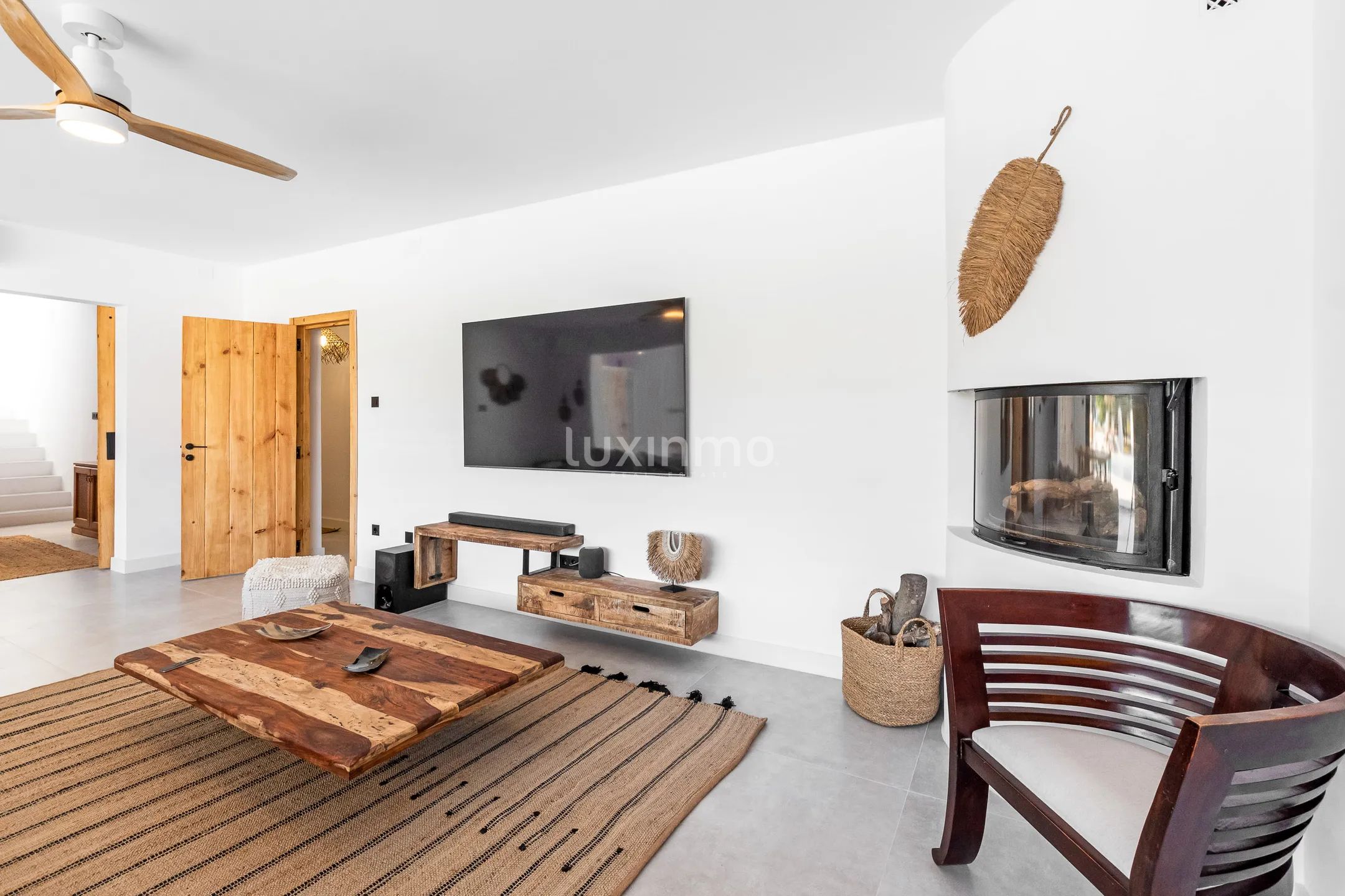 Вилла с частным бассейном и видом на горы в Хавии — photo 16