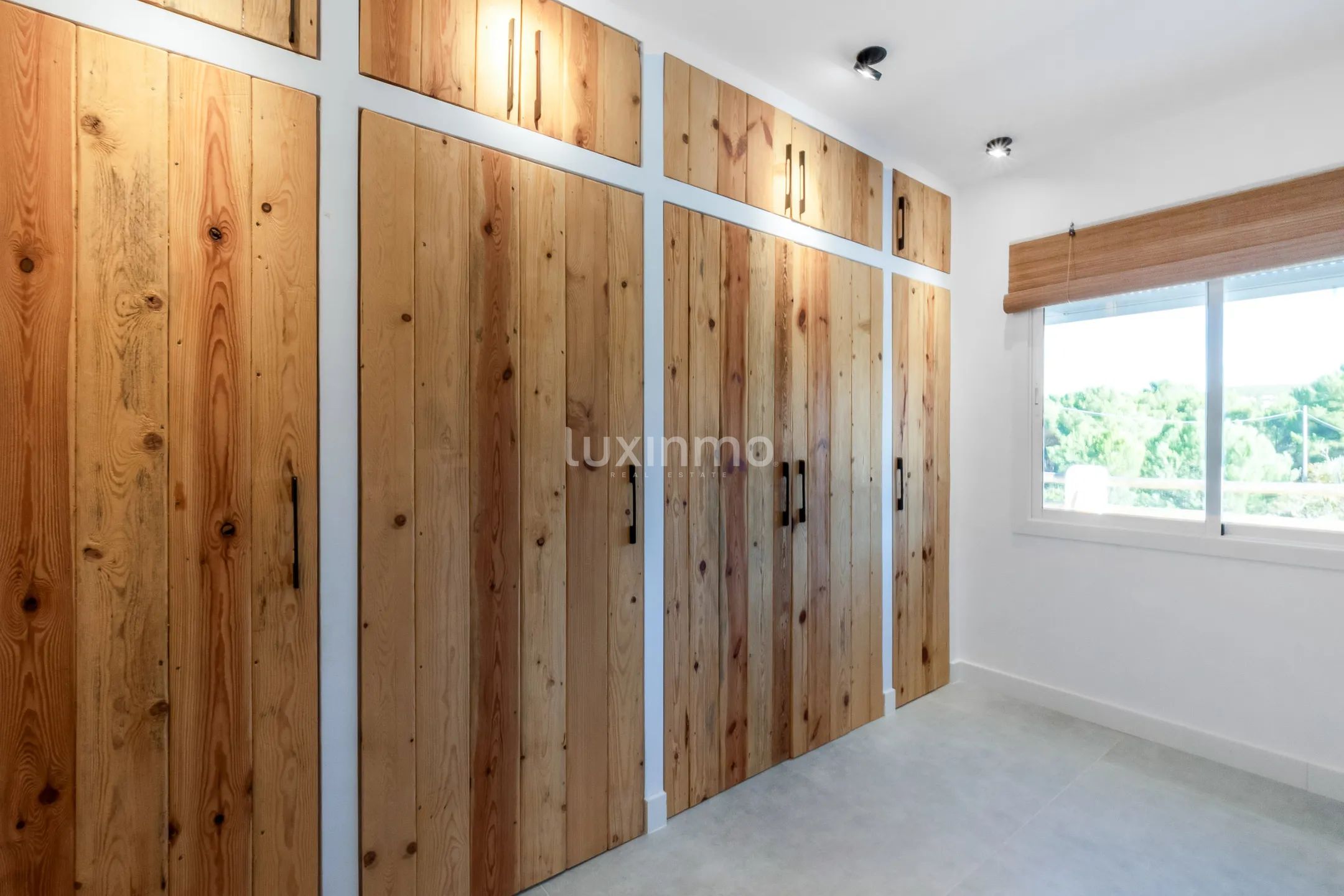 Вилла с частным бассейном и видом на горы в Хавии — photo 41