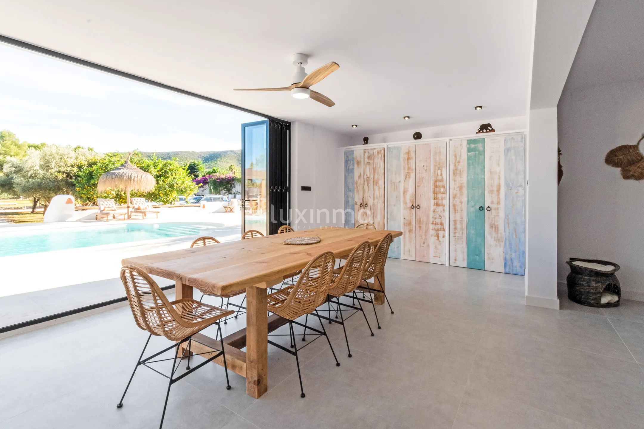 Вилла с частным бассейном и видом на горы в Хавии — photo 13