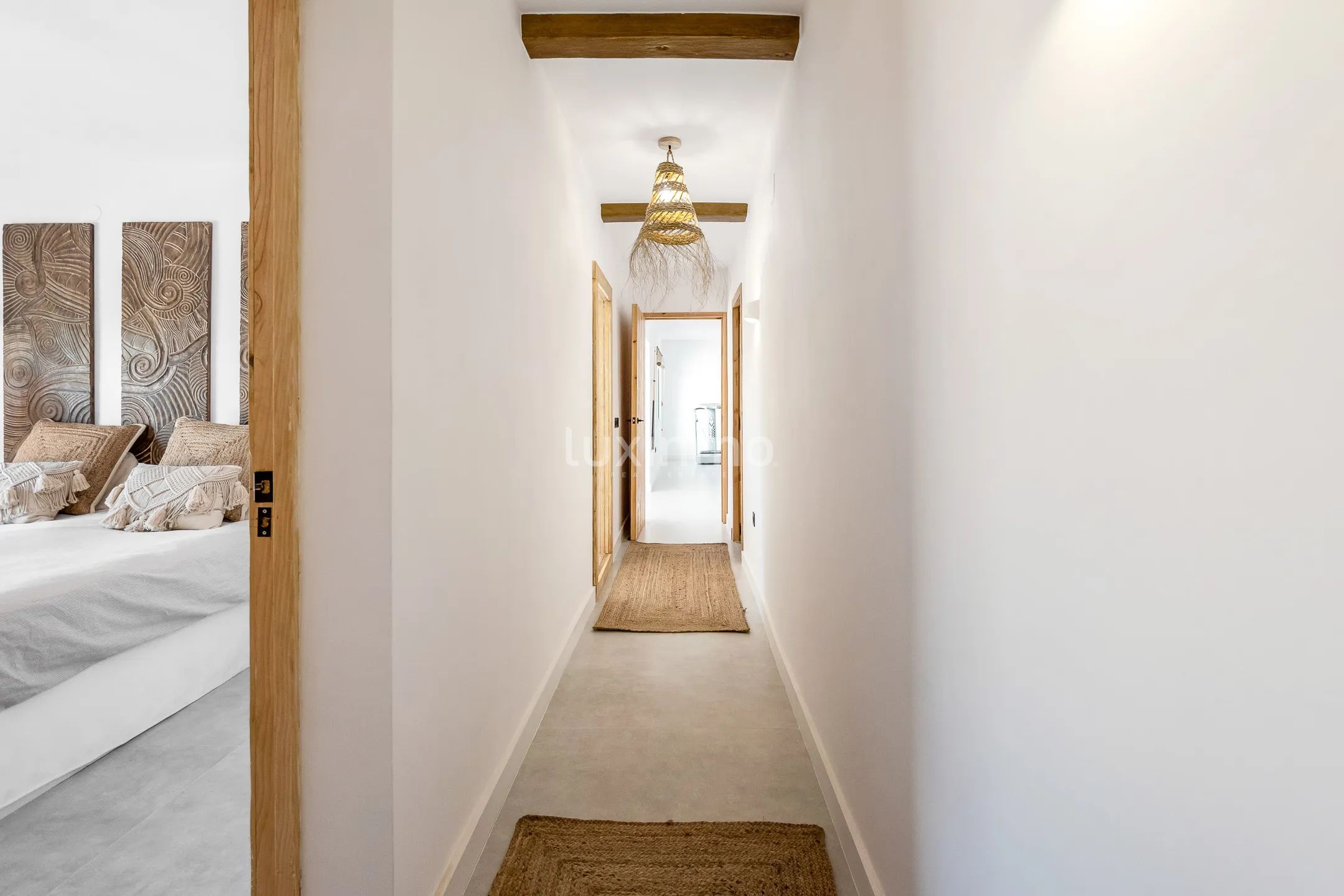 Вилла с частным бассейном и видом на горы в Хавии — photo 49