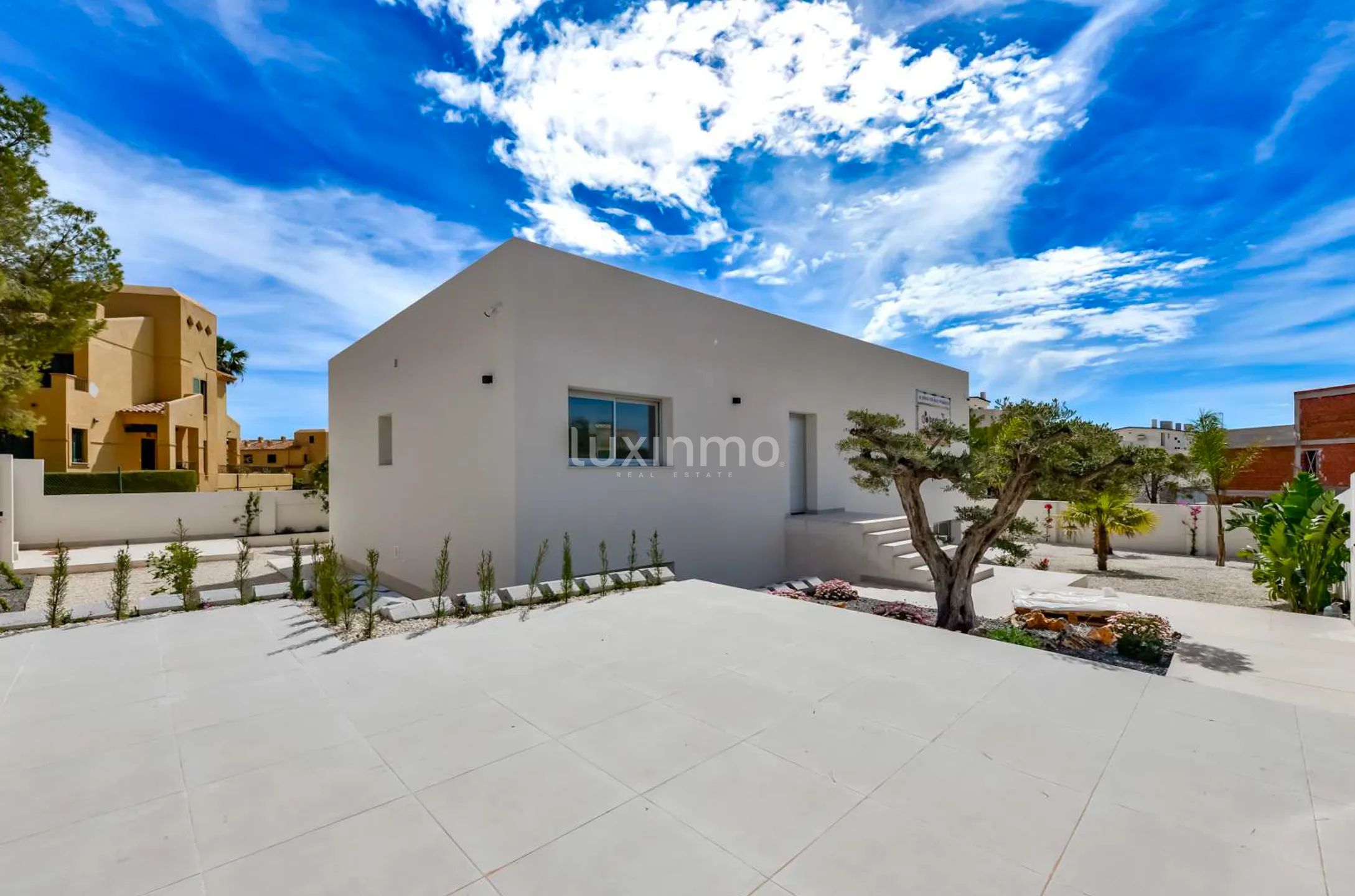 Nybygd, frittliggende villa i Sierra Cortina — photo 43