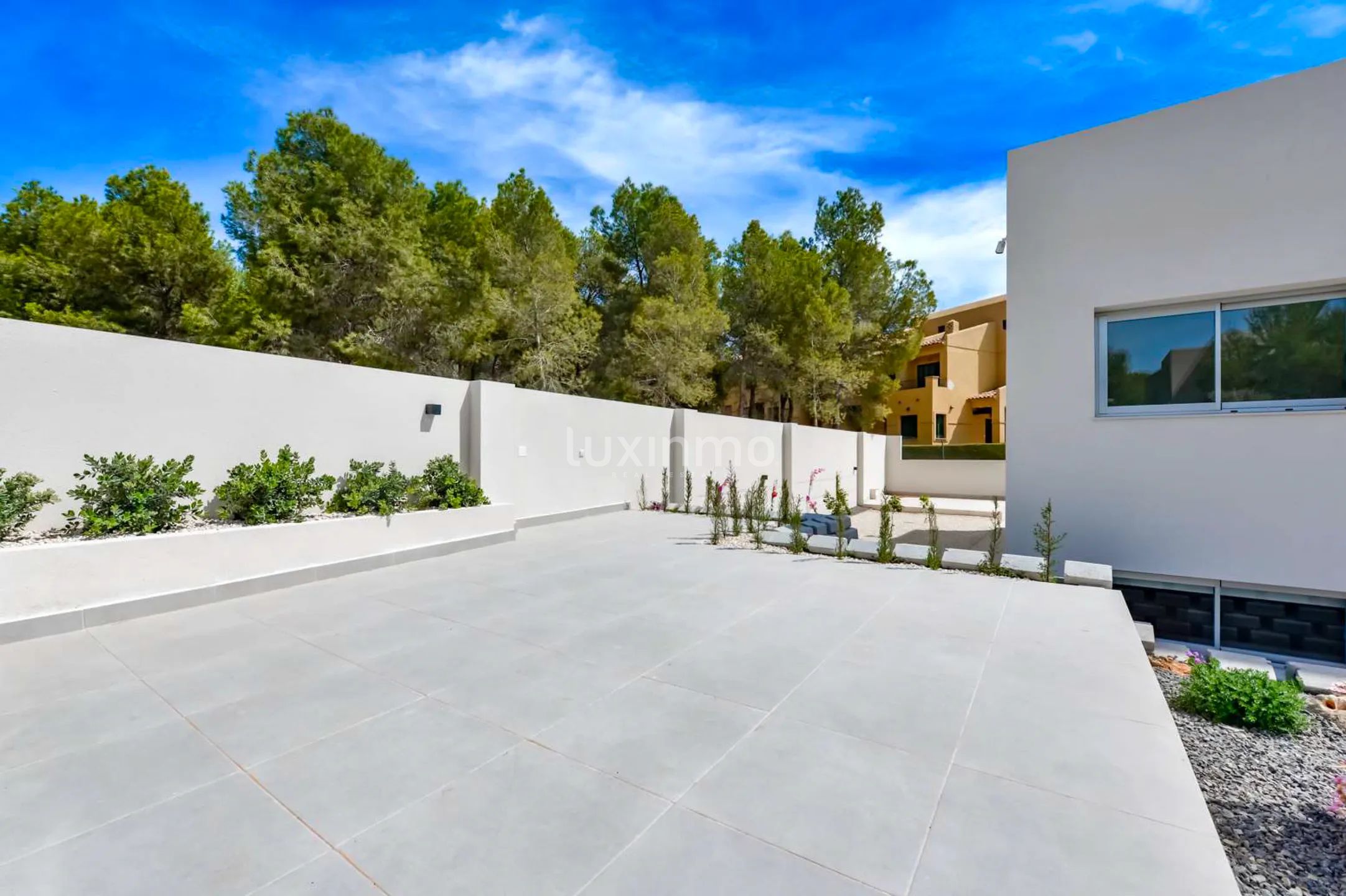 Newly built detached villa in Sierra Cortina — photo 44