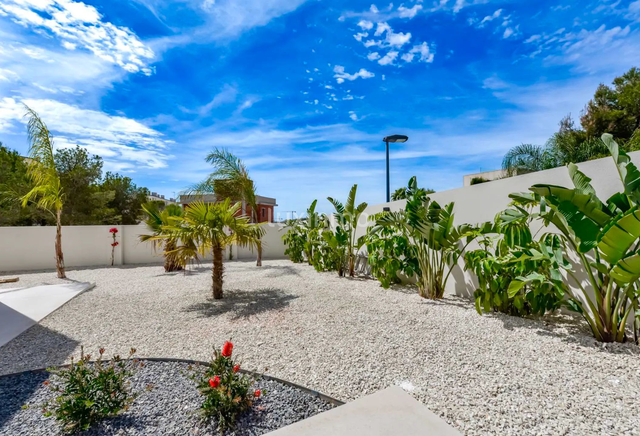 Newly built detached villa in Sierra Cortina — photo 45