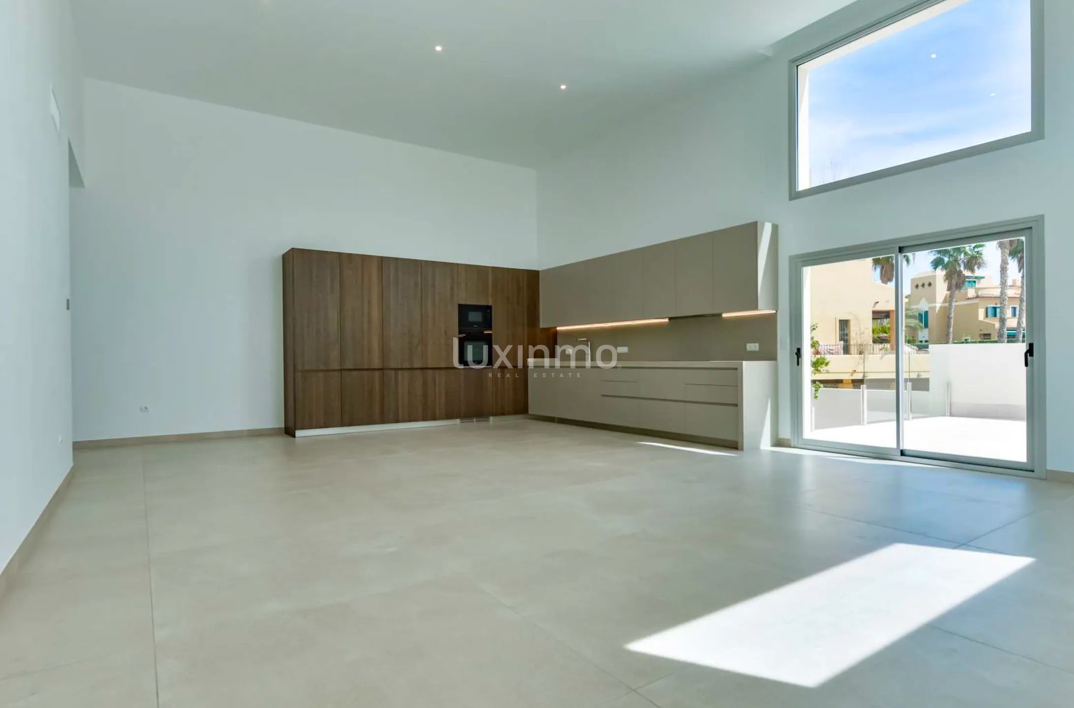 Newly built detached villa in Sierra Cortina — photo 14