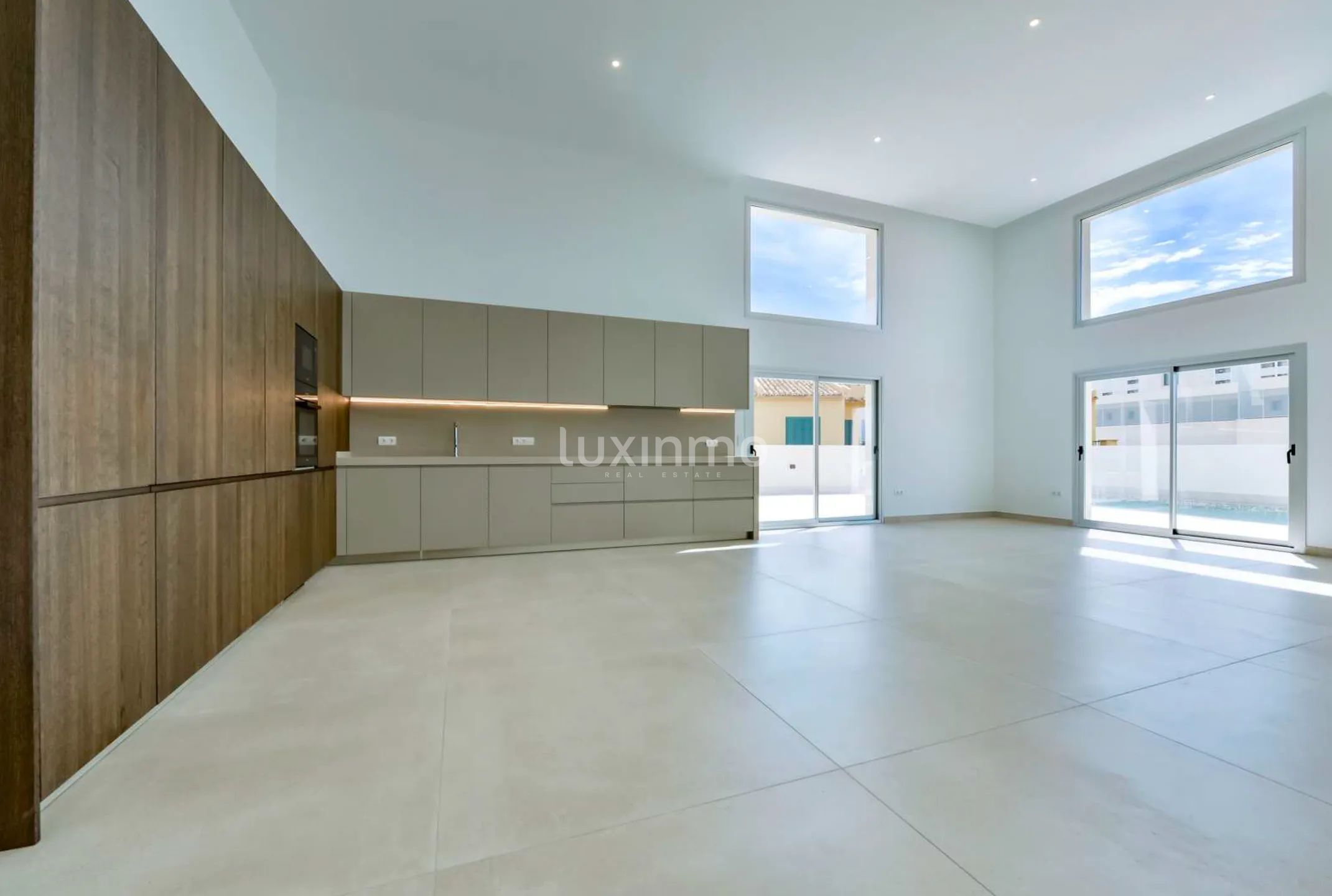 Newly built detached villa in Sierra Cortina — photo 9
