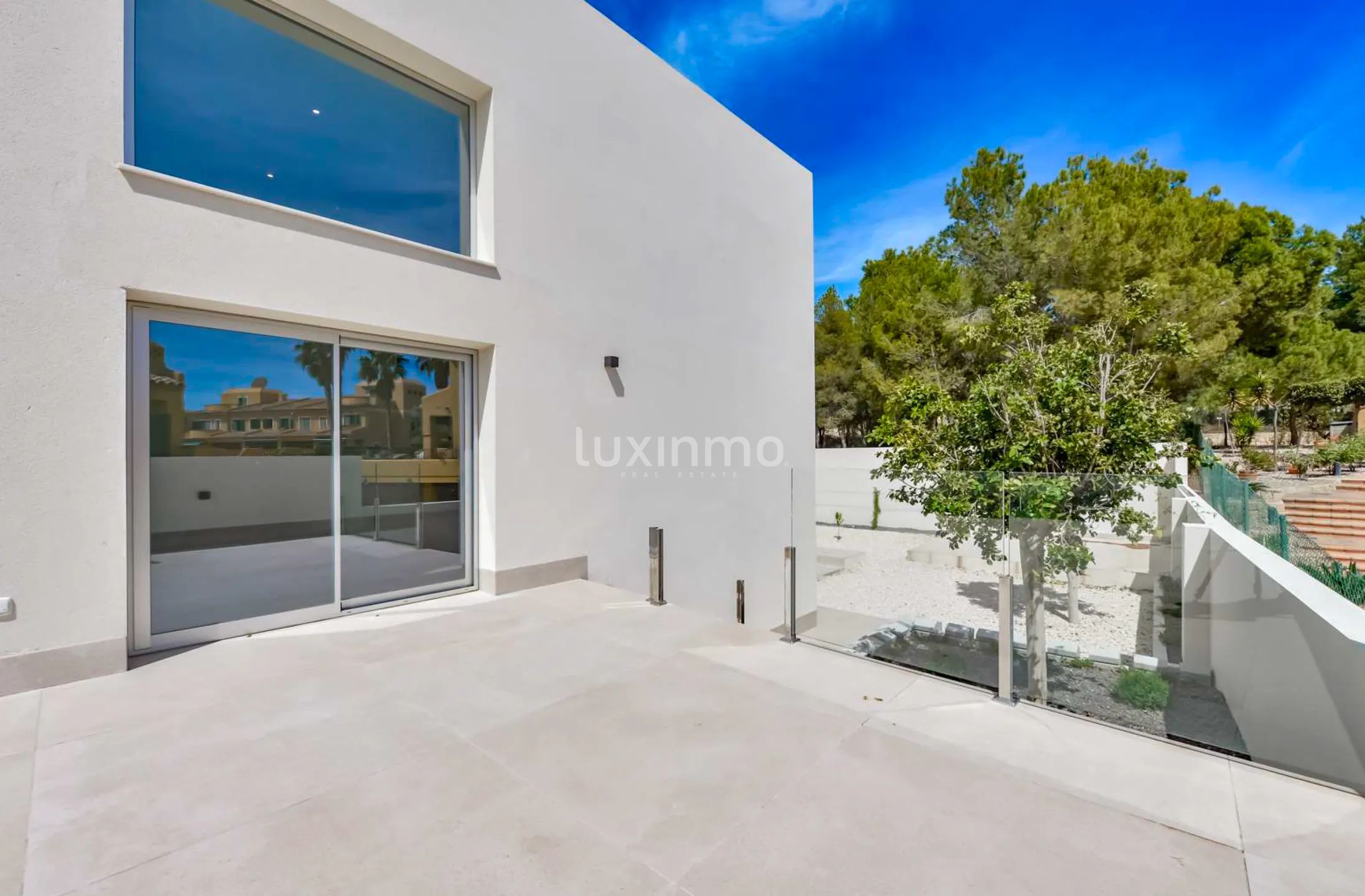 Newly built detached villa in Sierra Cortina — photo 5