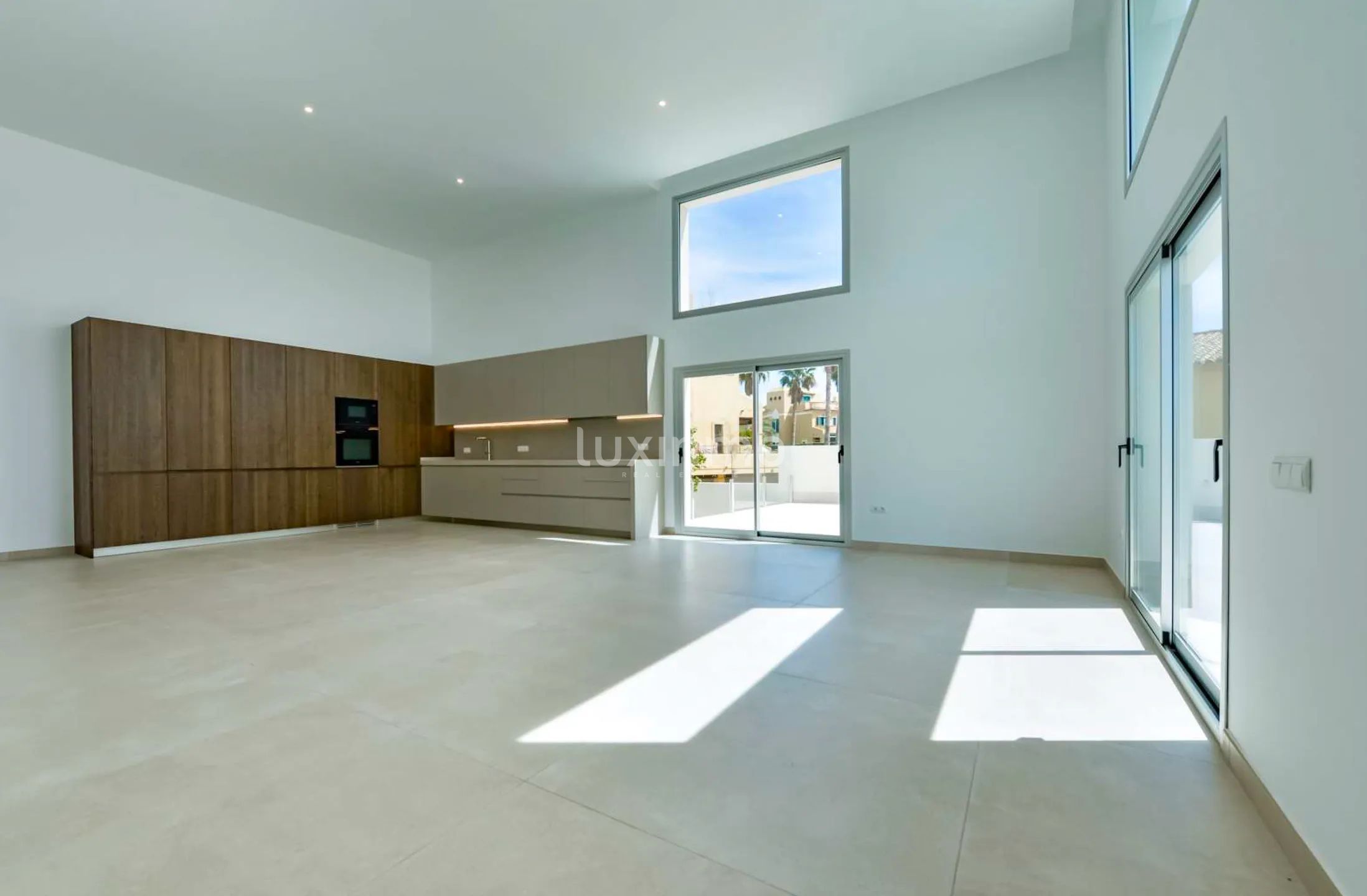 Newly built detached villa in Sierra Cortina — photo 12