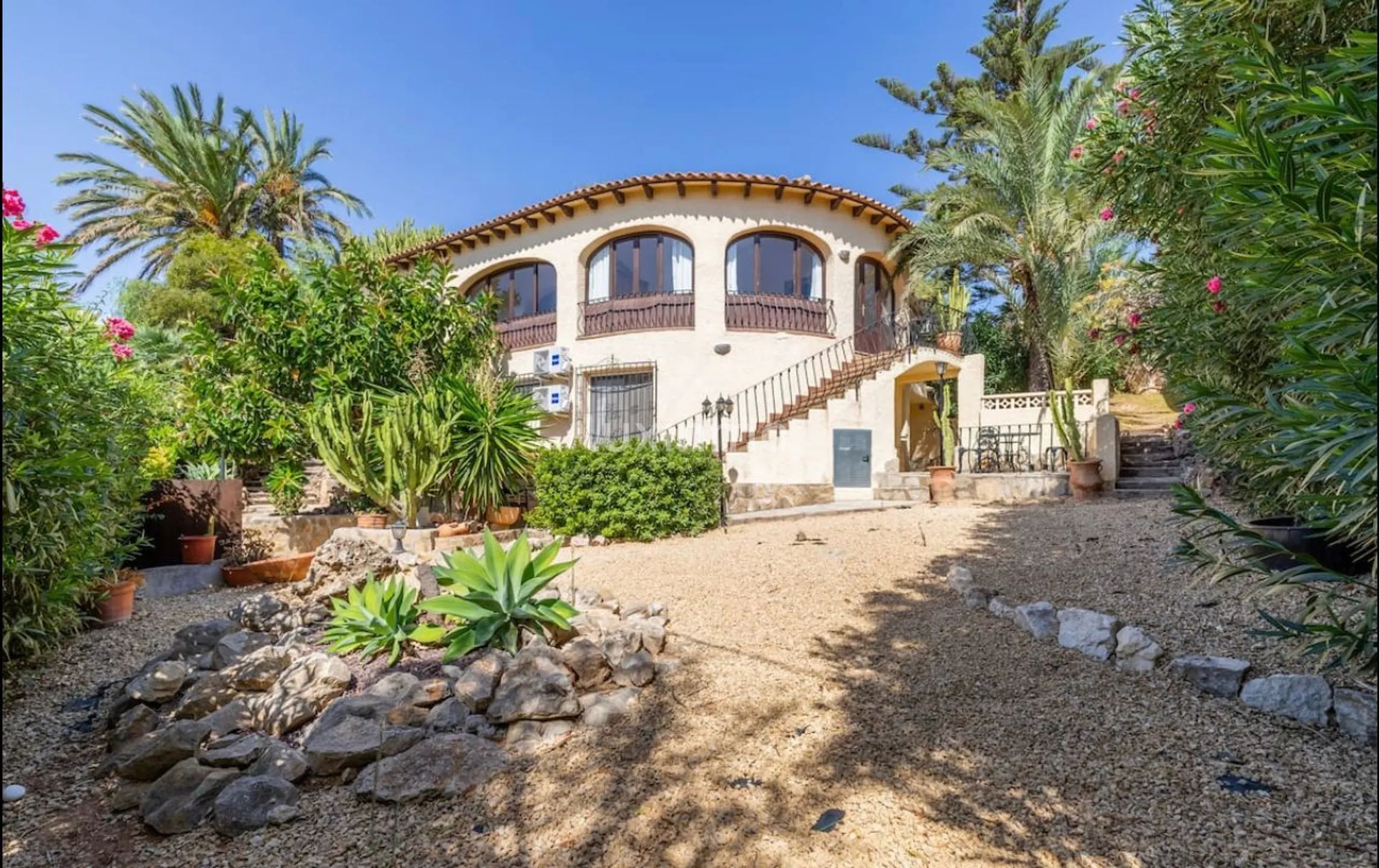 Stor villa med turistlicens nära Moraira — photo 1