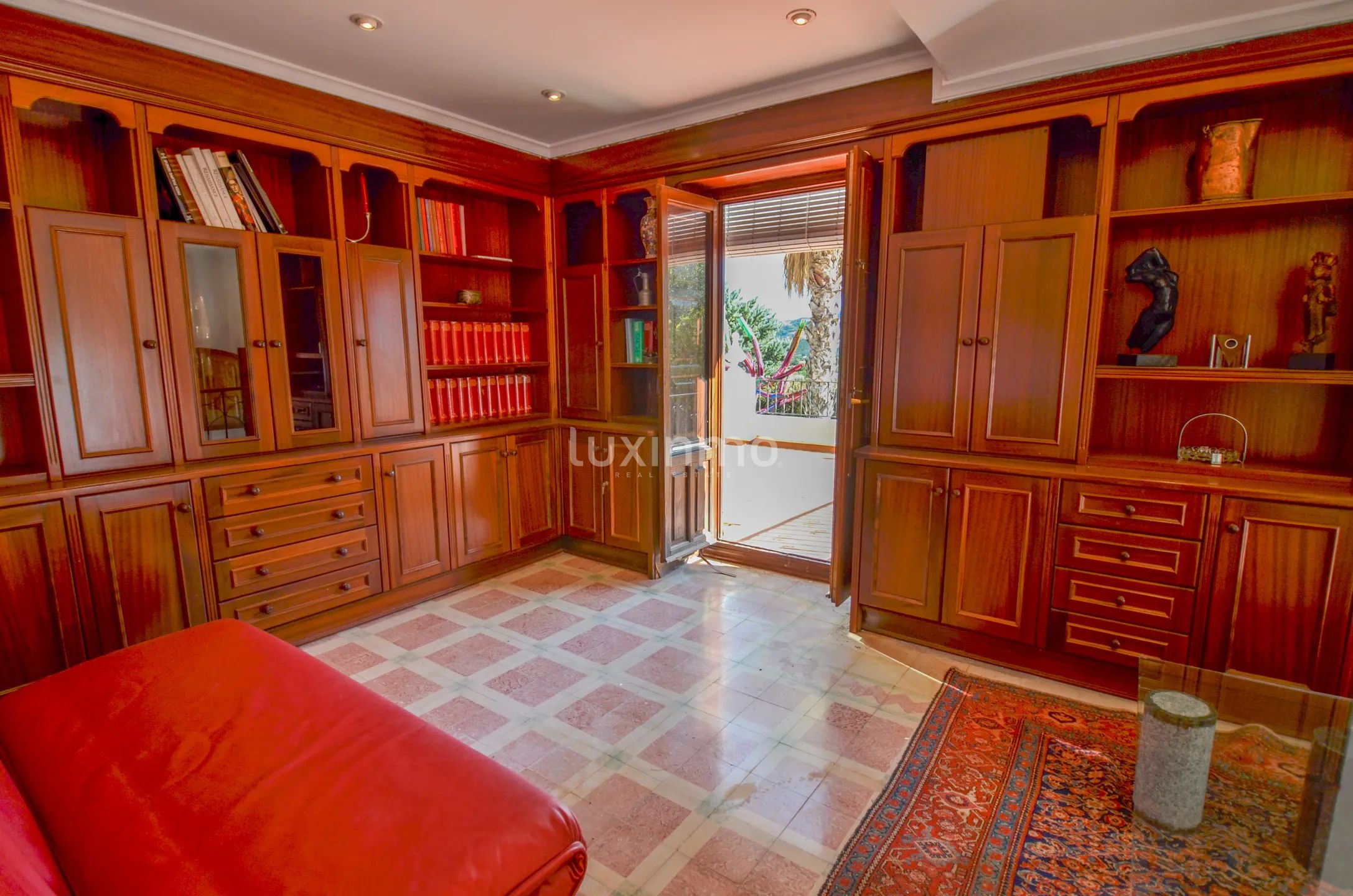 Urocza kolonialna finca na sprzedaż w Pego — photo 40