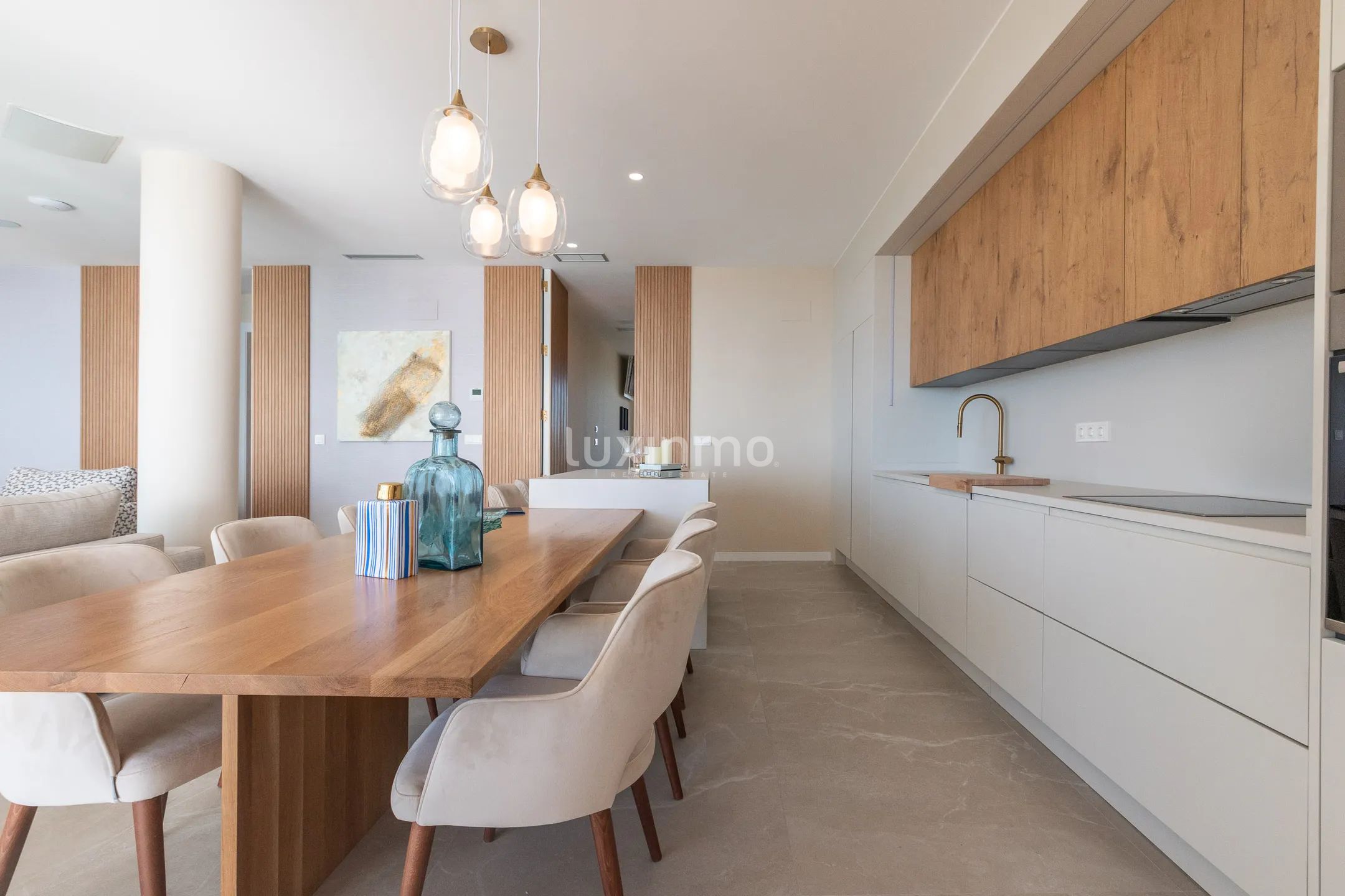 Amplio apartamento nuevo en Playa Poniente, Benidorm — photo 10