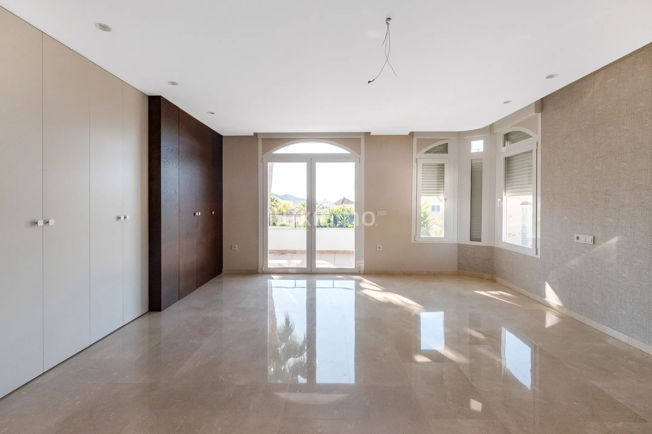 Impressive luxury villa for sale in Alfaz del Pi — photo 21