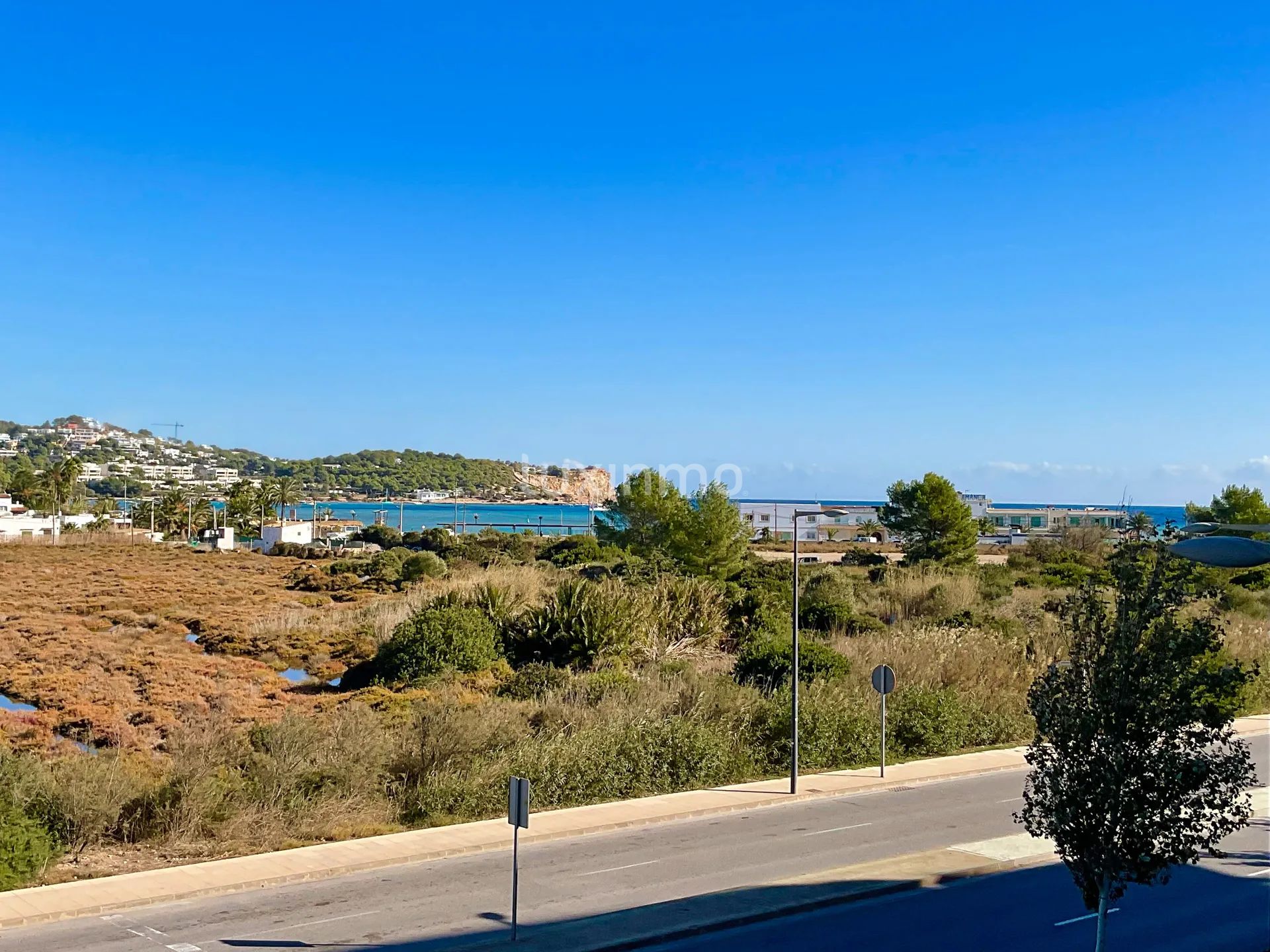 Modern appartement met uitzicht op zee in Marina Botafoch, Ibiza — photo 2