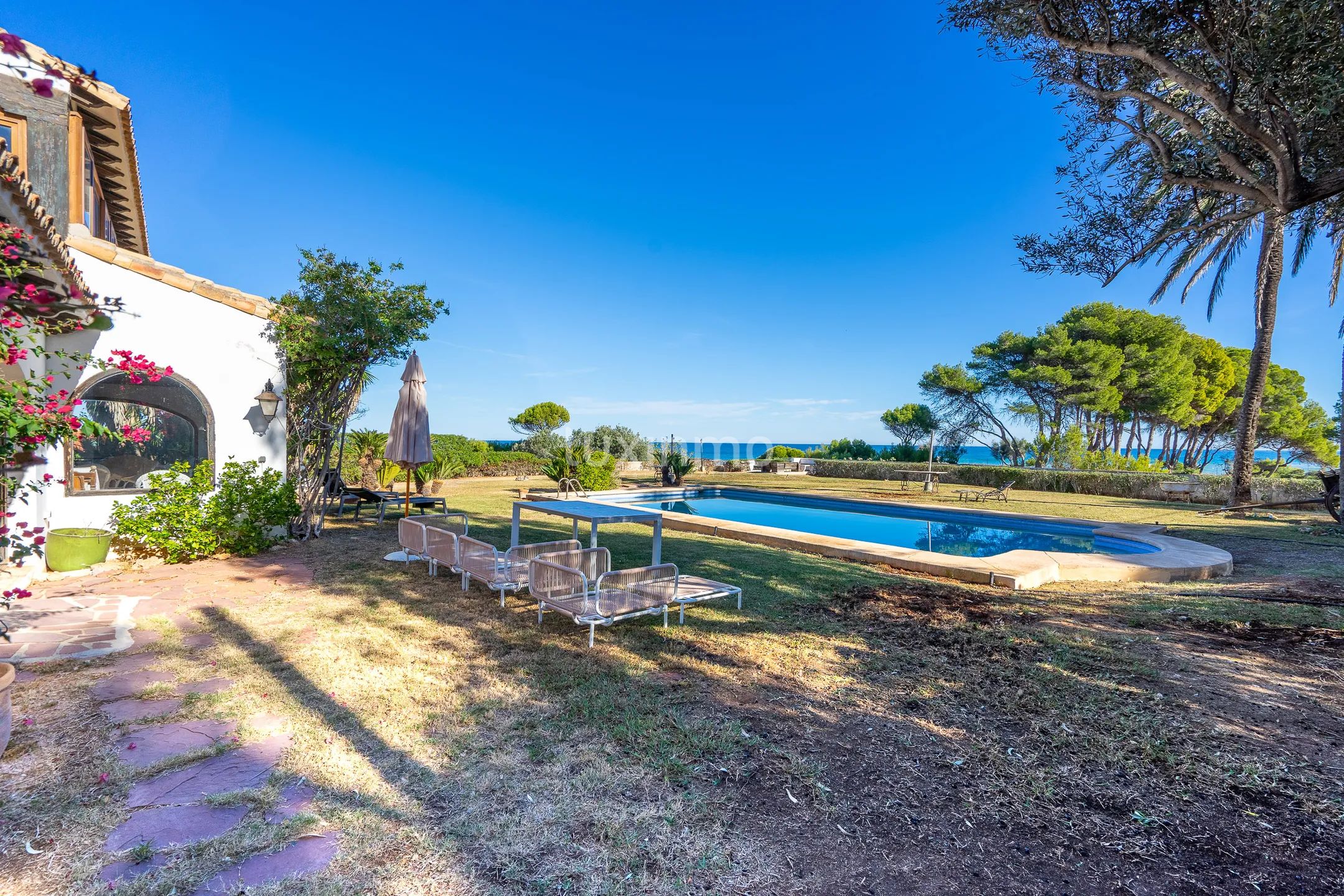 Stunning villa with sea views in Las Rotas, Denia — photo 4