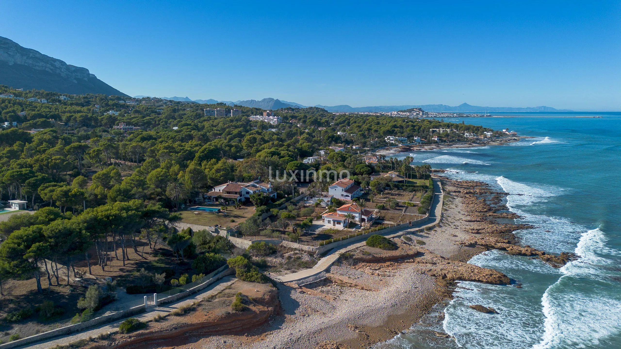Stunning villa with sea views in Las Rotas, Denia — photo 5