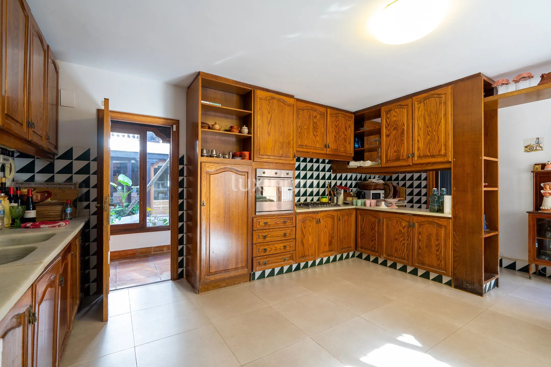 Stunning villa with sea views in Las Rotas, Denia — photo 15