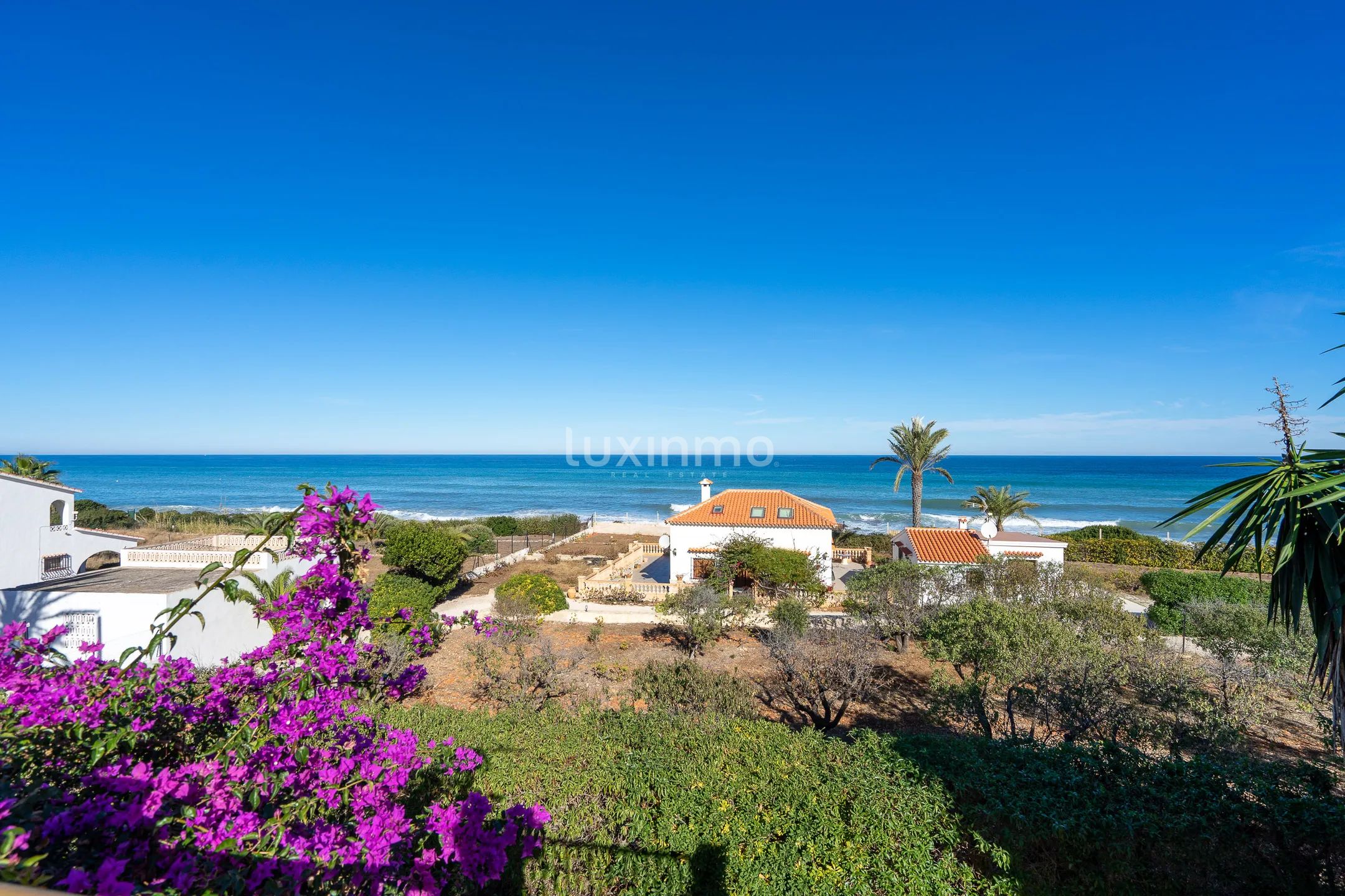 Stunning villa with sea views in Las Rotas, Denia — photo 29