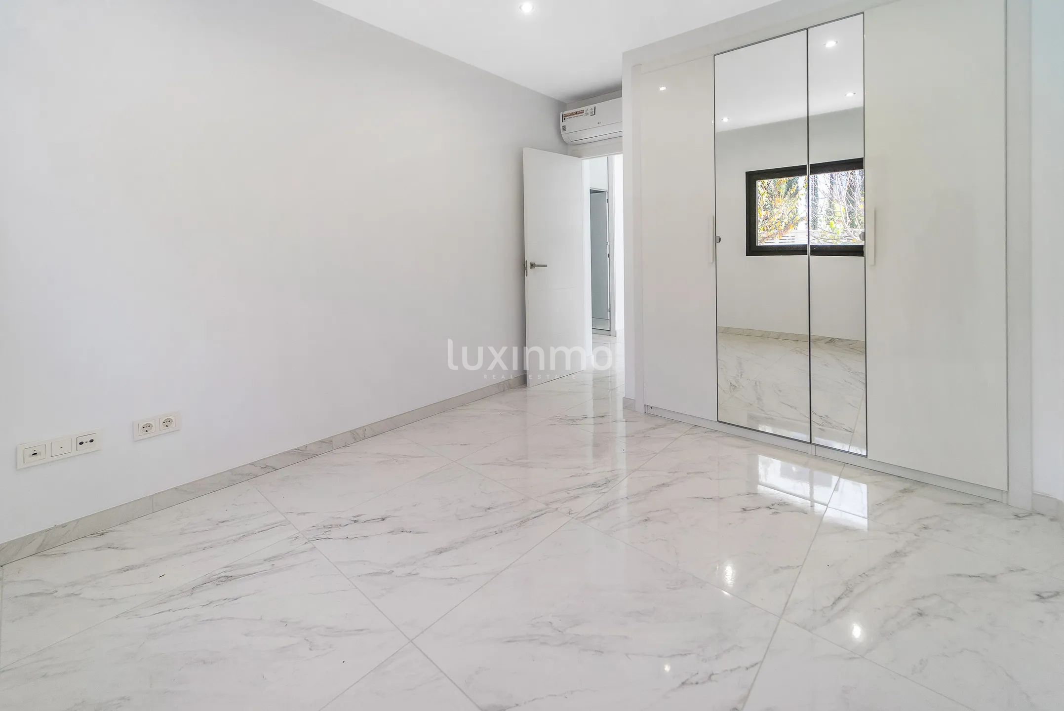 Moderne, splitter ny villa 500 meter fra stranden i Calpe — photo 20